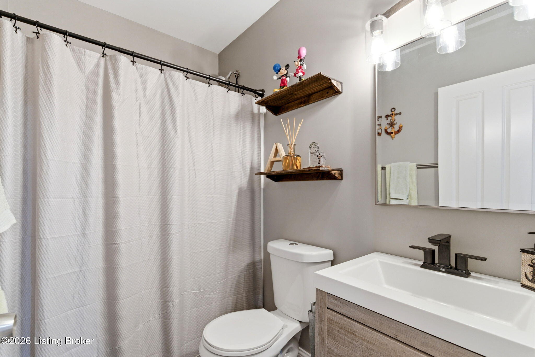 2718 Windsor Forest Dr Property Photo 59