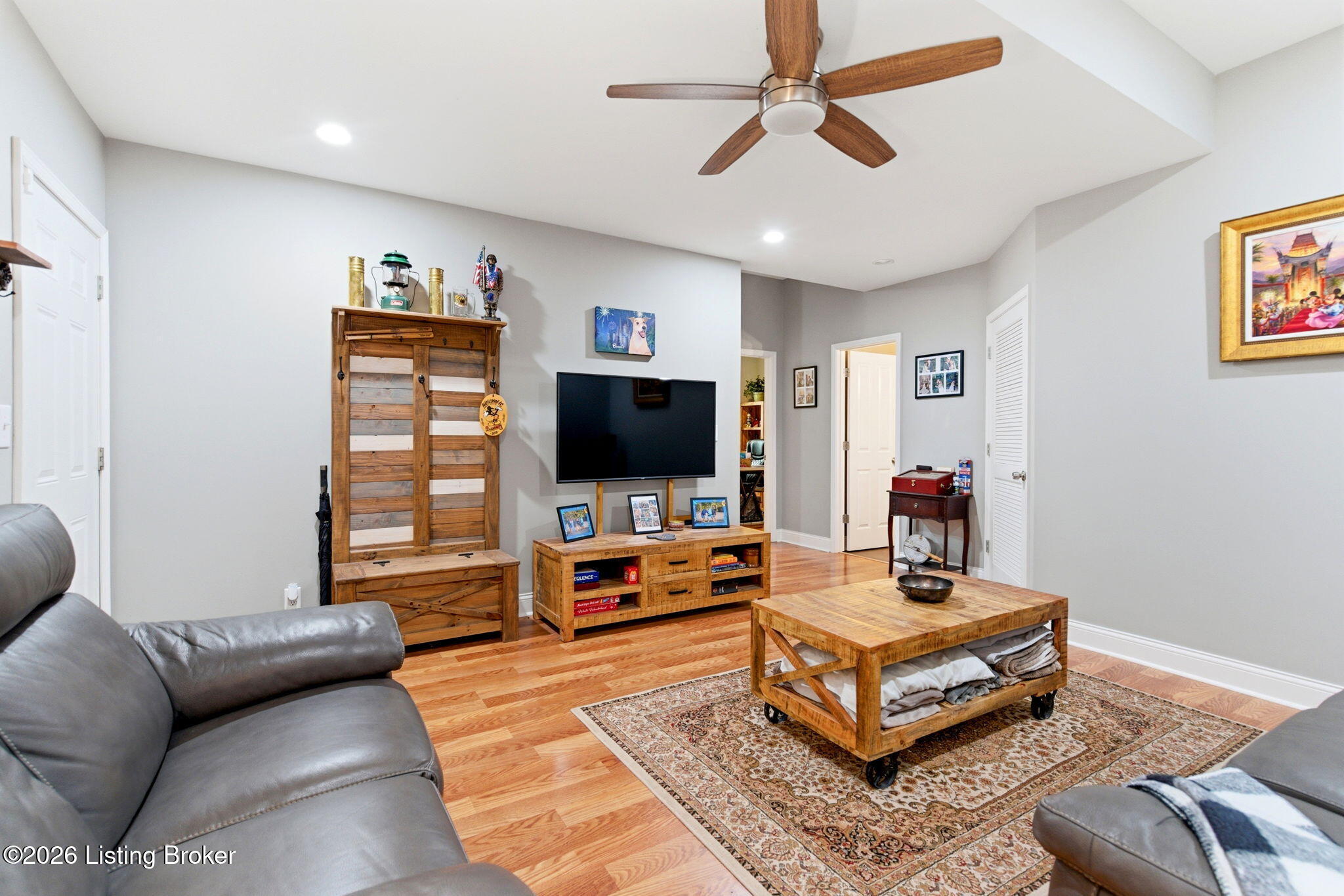 2718 Windsor Forest Dr Property Photo 63
