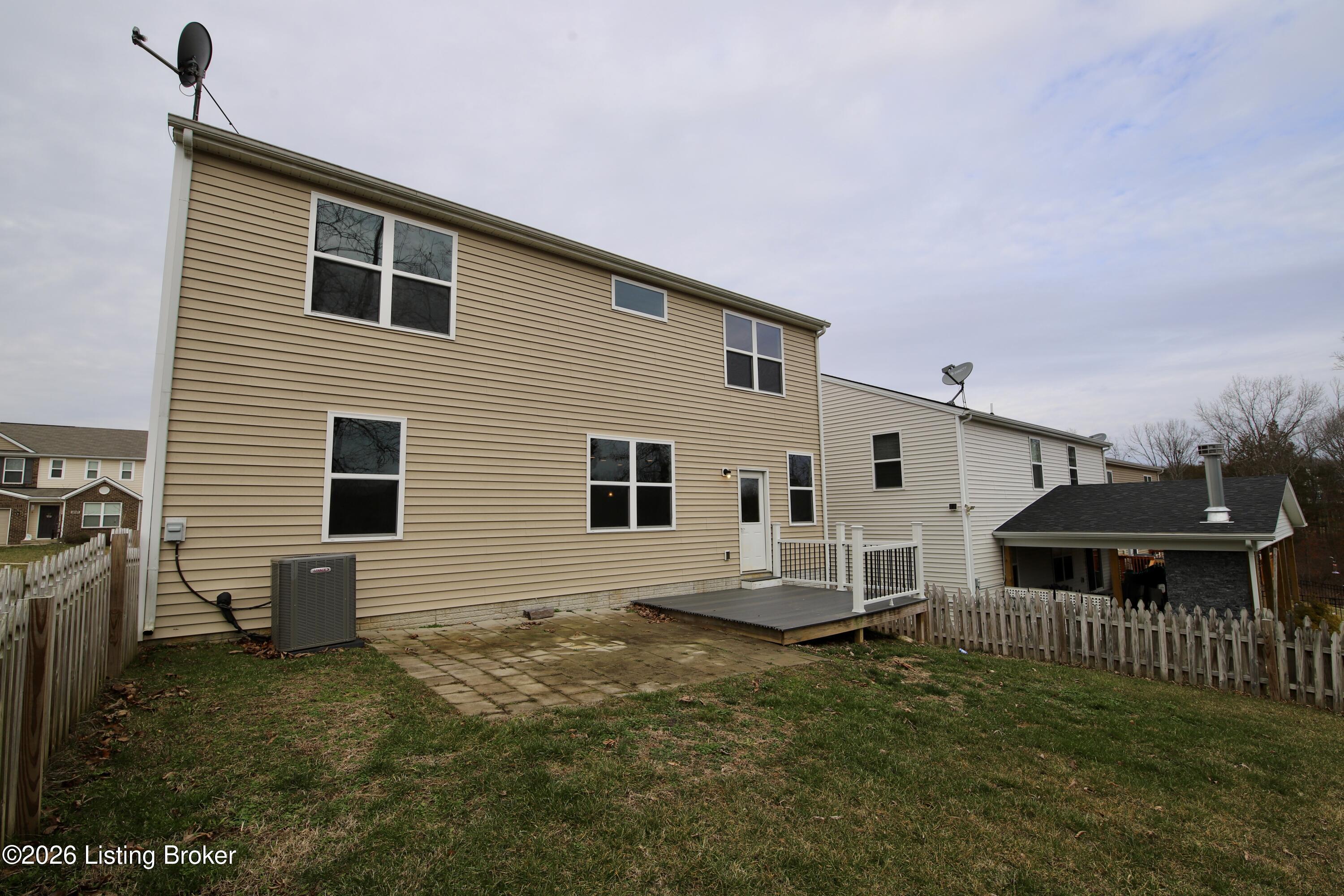 12079 Parkview Trace Dr Property Photo 16