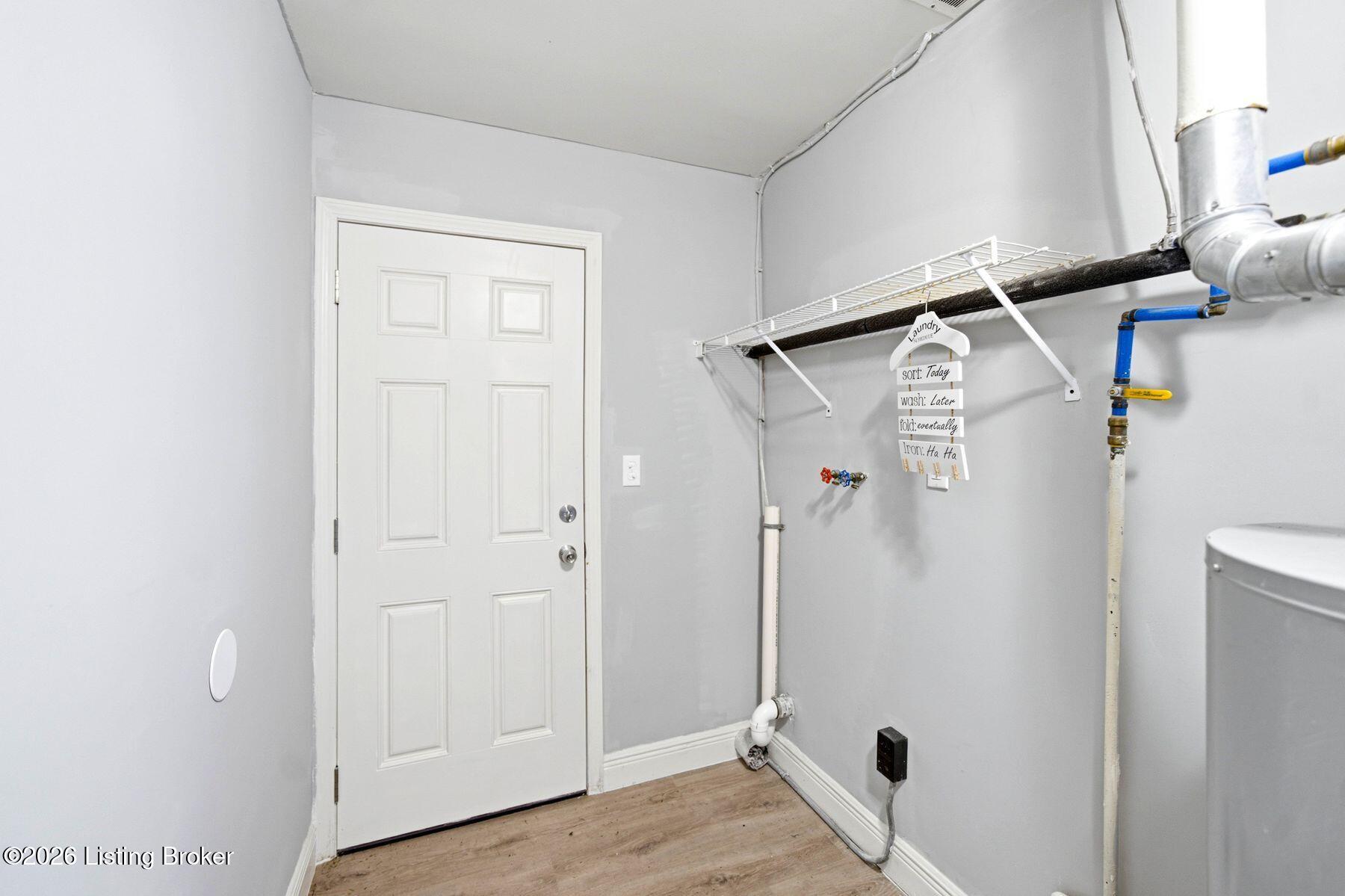 6903 Dunkirk Ln Property Photo 16