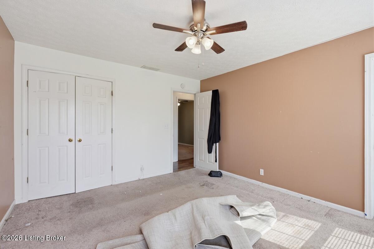 3021 Wurtele Ave Property Photo 9