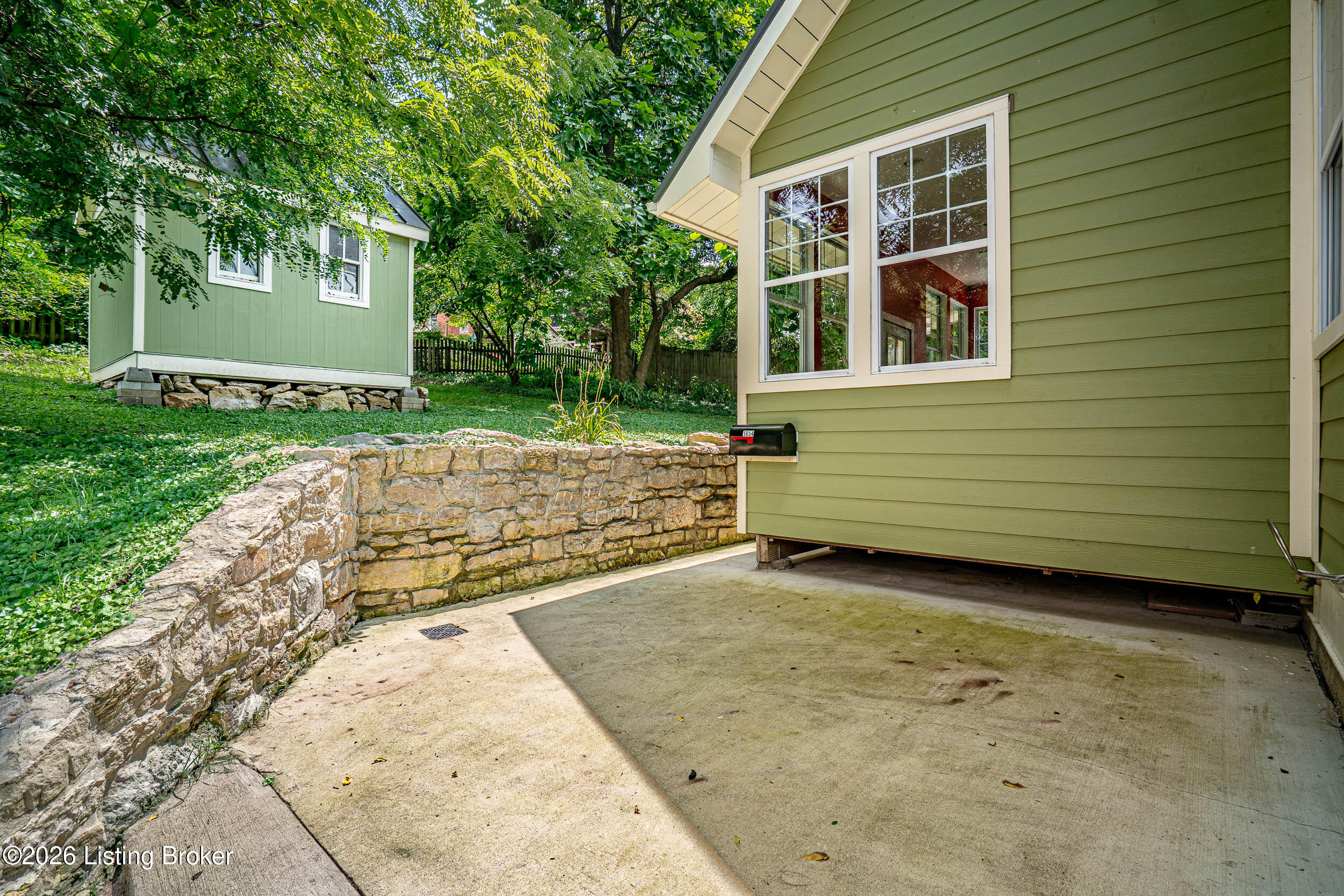 1854 Trevilian Way Property Photo 90