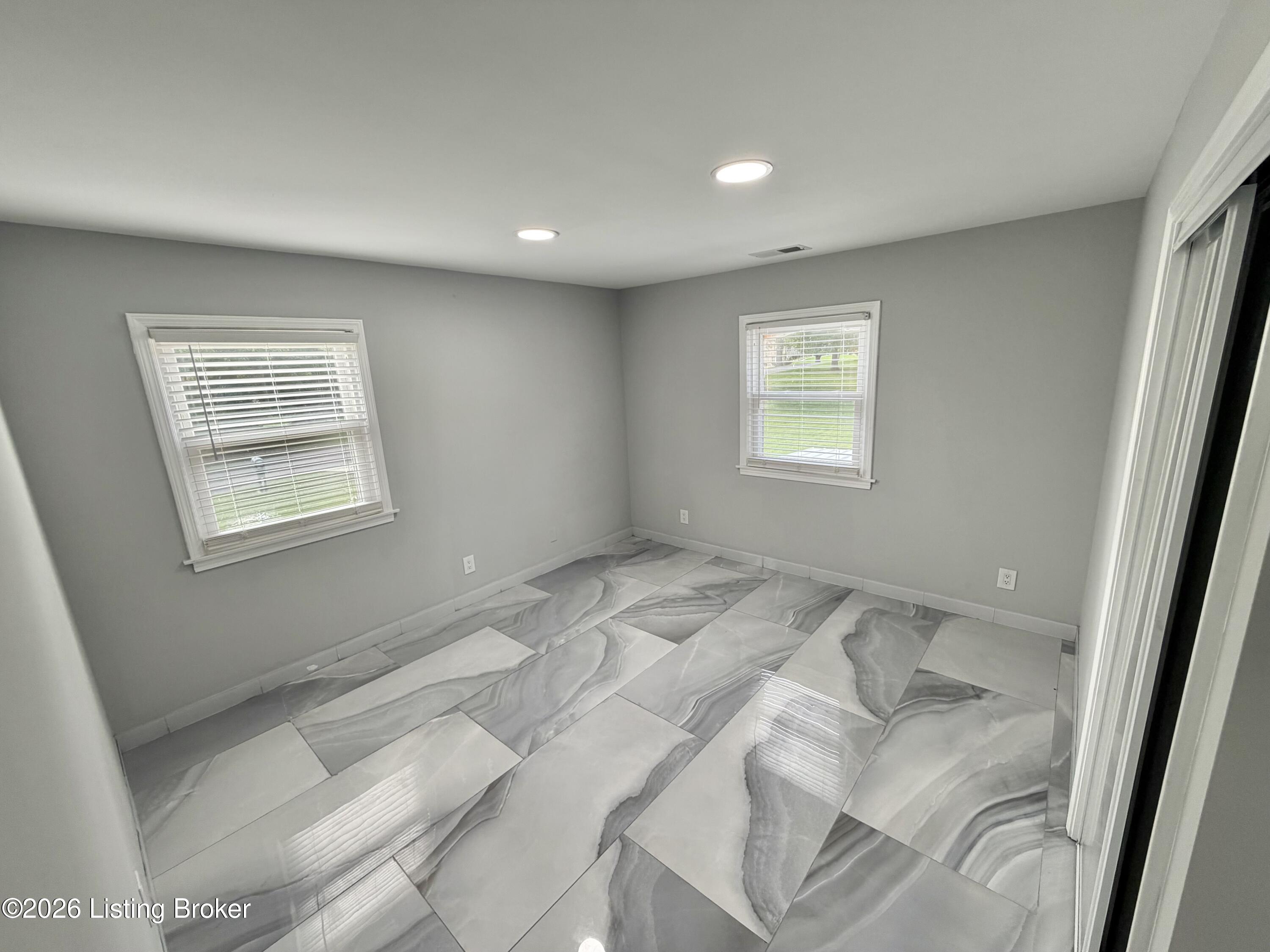 6709 Cooper Chapel Rd Property Photo 18