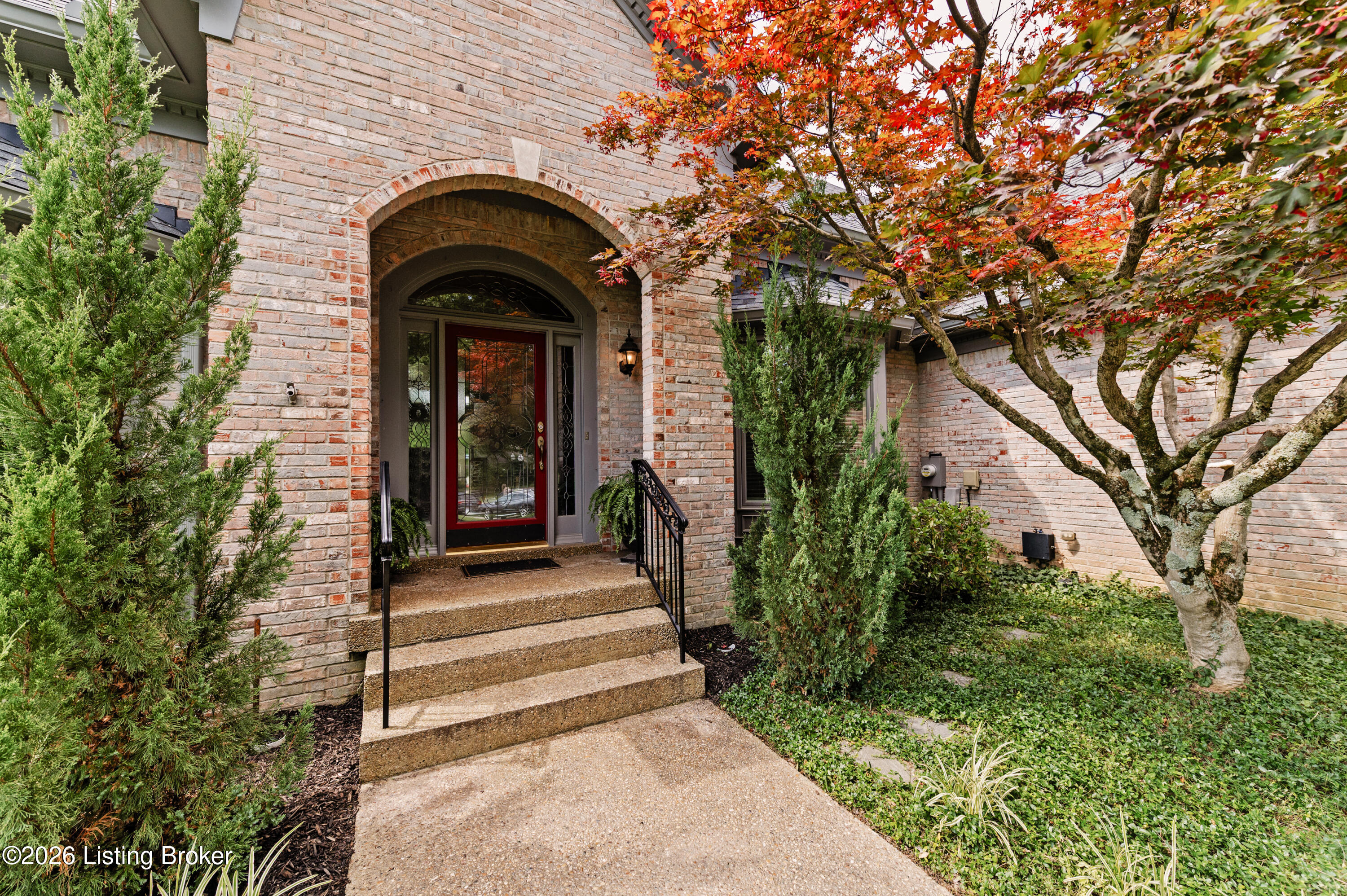 8202 Harrods View Ct Property Photo 3