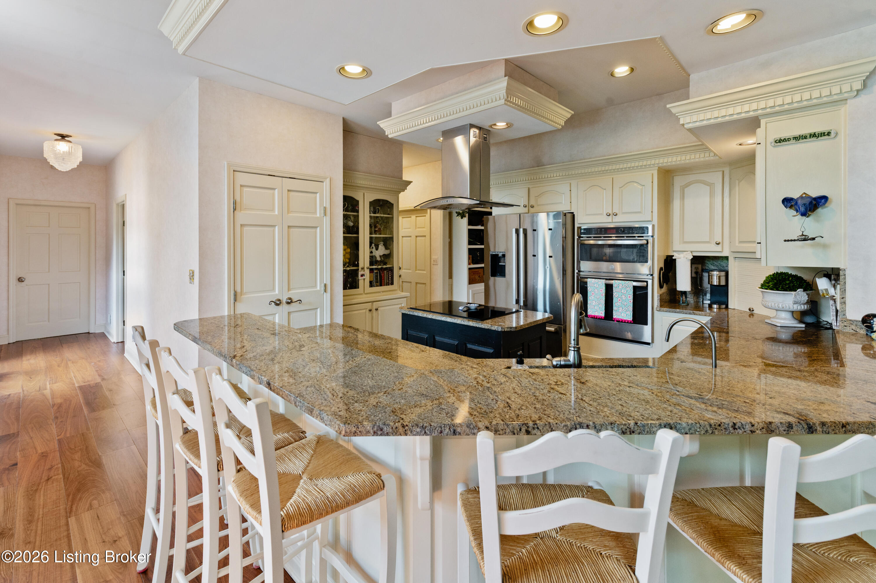 8202 Harrods View Ct Property Photo 14