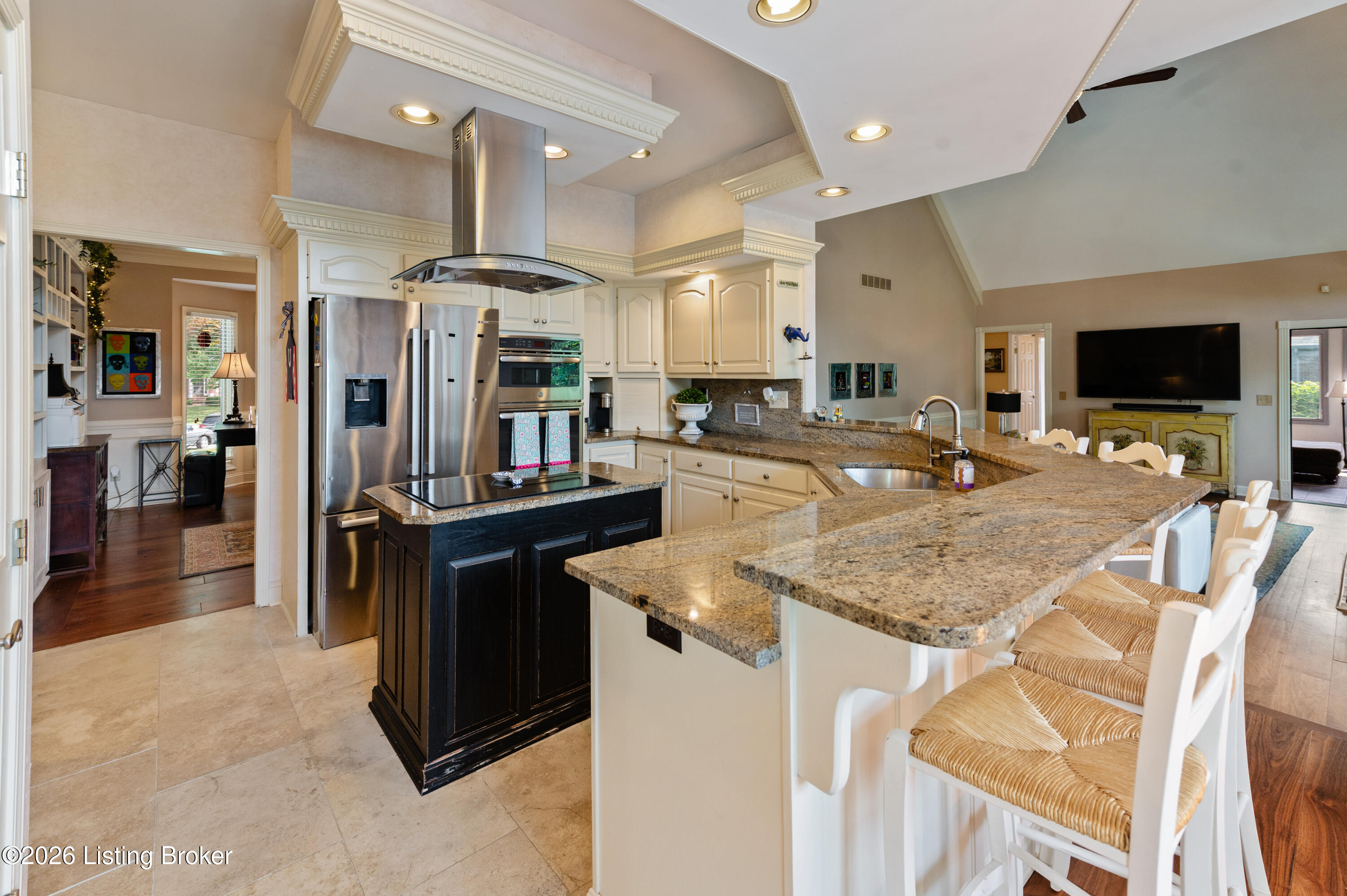 8202 Harrods View Ct Property Photo 15