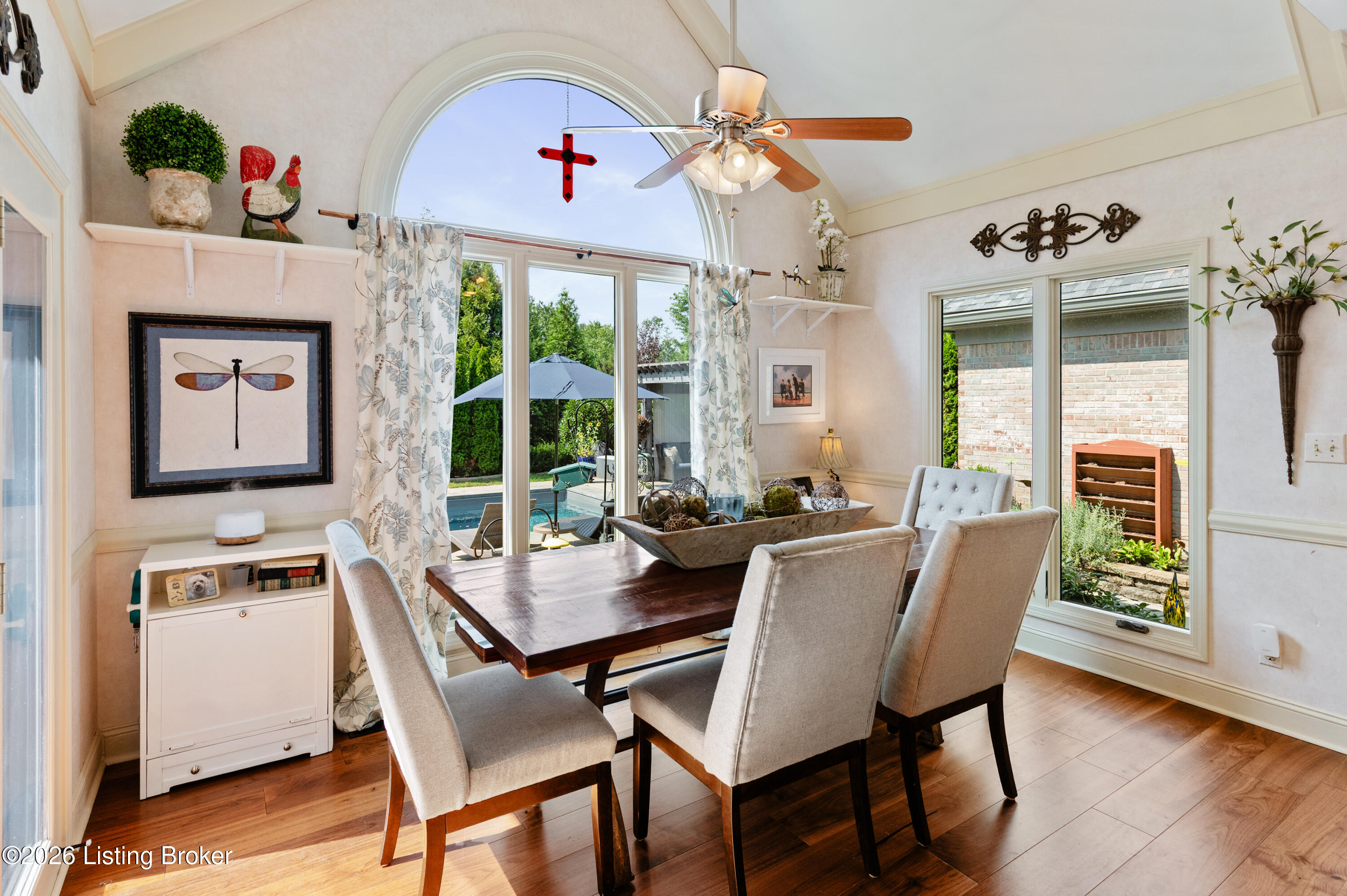 8202 Harrods View Ct Property Photo 20