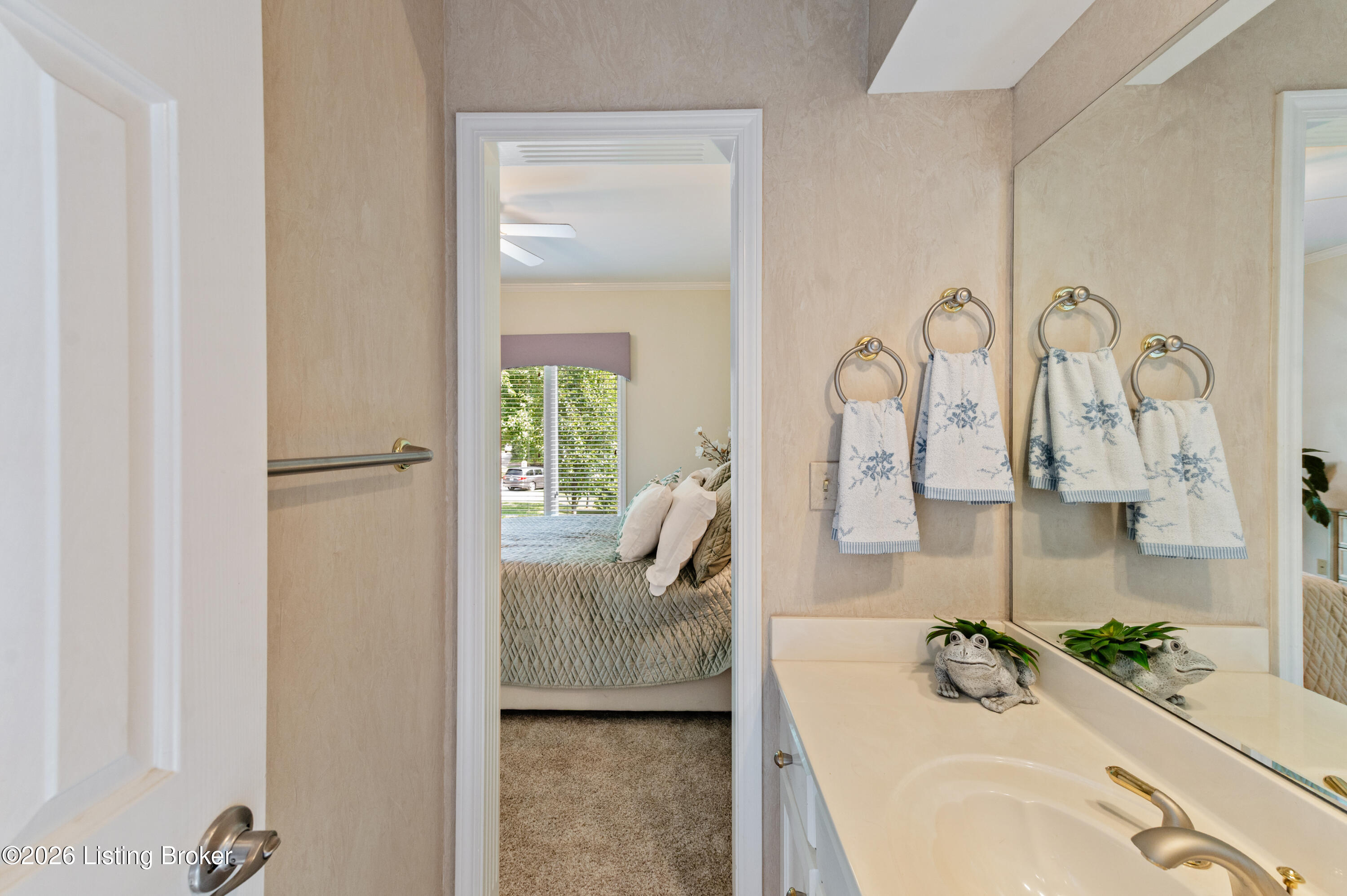 8202 Harrods View Ct Property Photo 30
