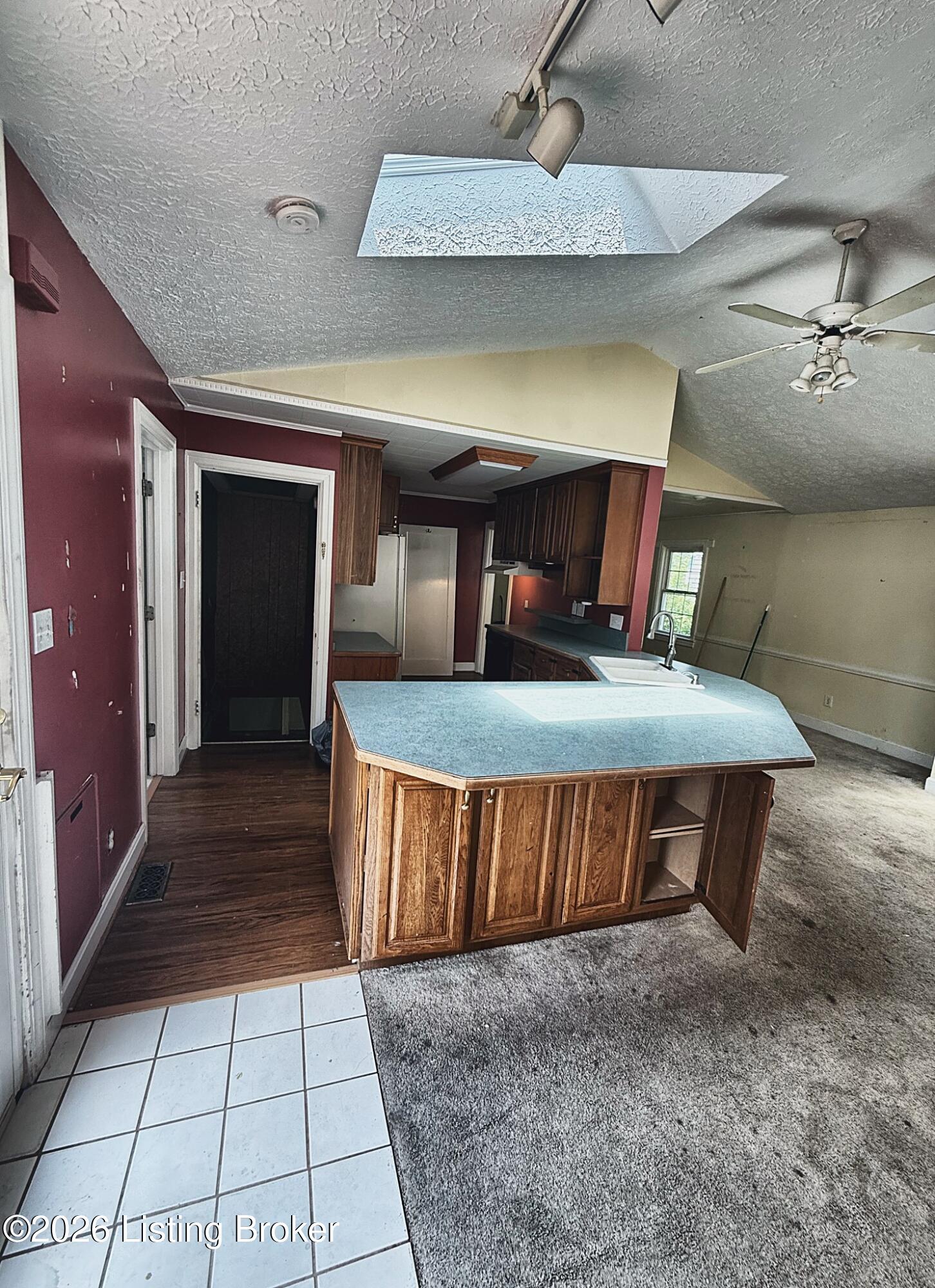 4022 Gilman Ave Property Photo 7
