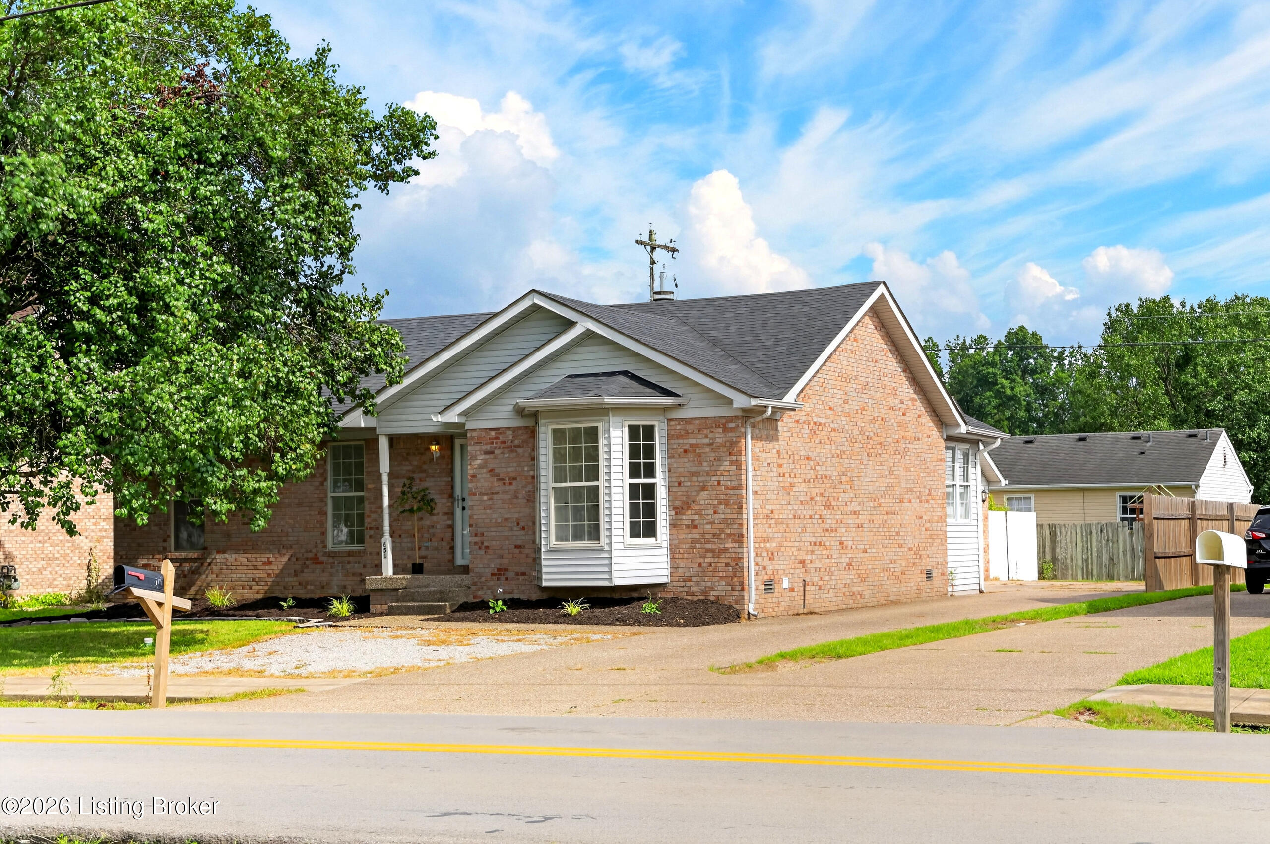 651 Beech Grove Rd