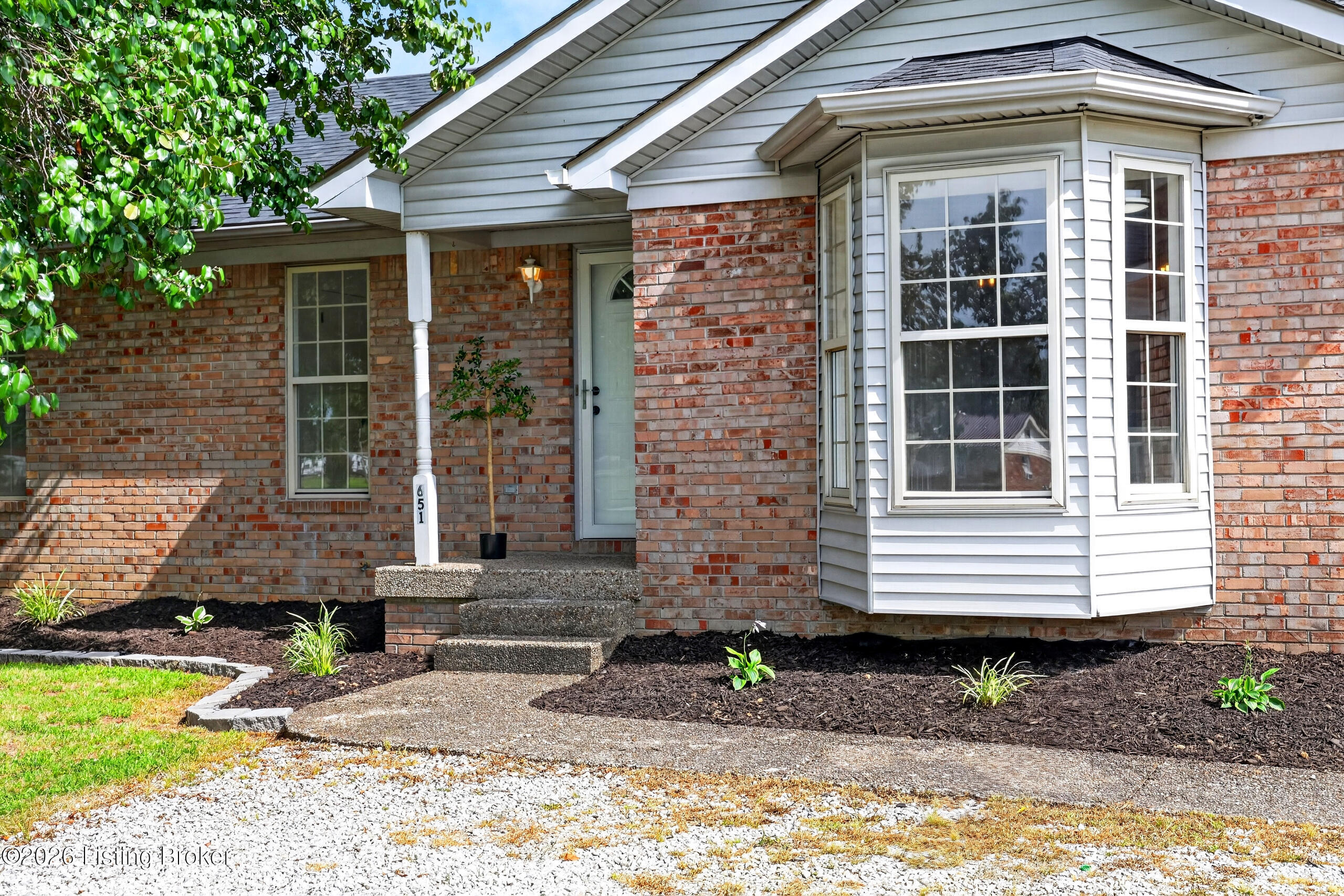 651 Beech Grove Rd Property Photo 6