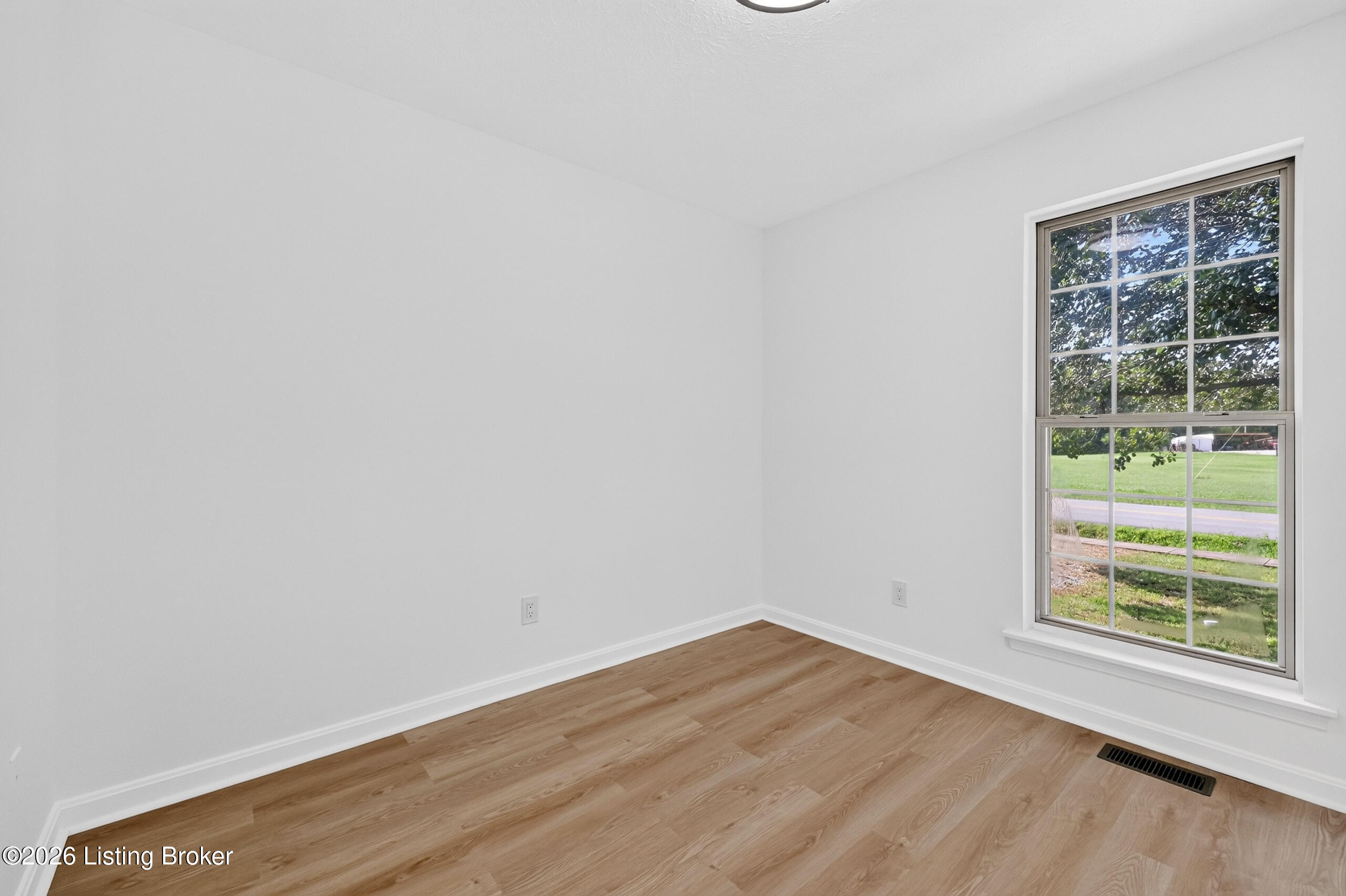 651 Beech Grove Rd Property Photo 23
