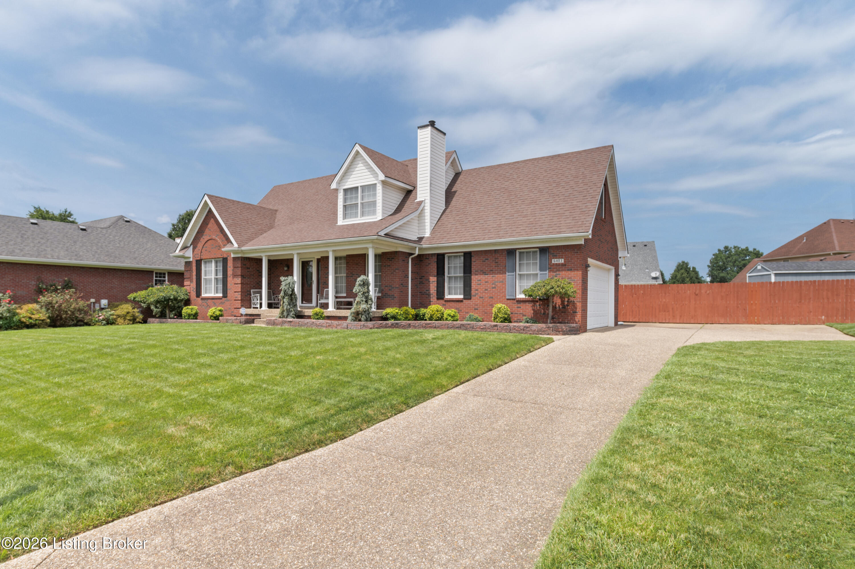 6403 Autumn Oak Way Property Photo 3