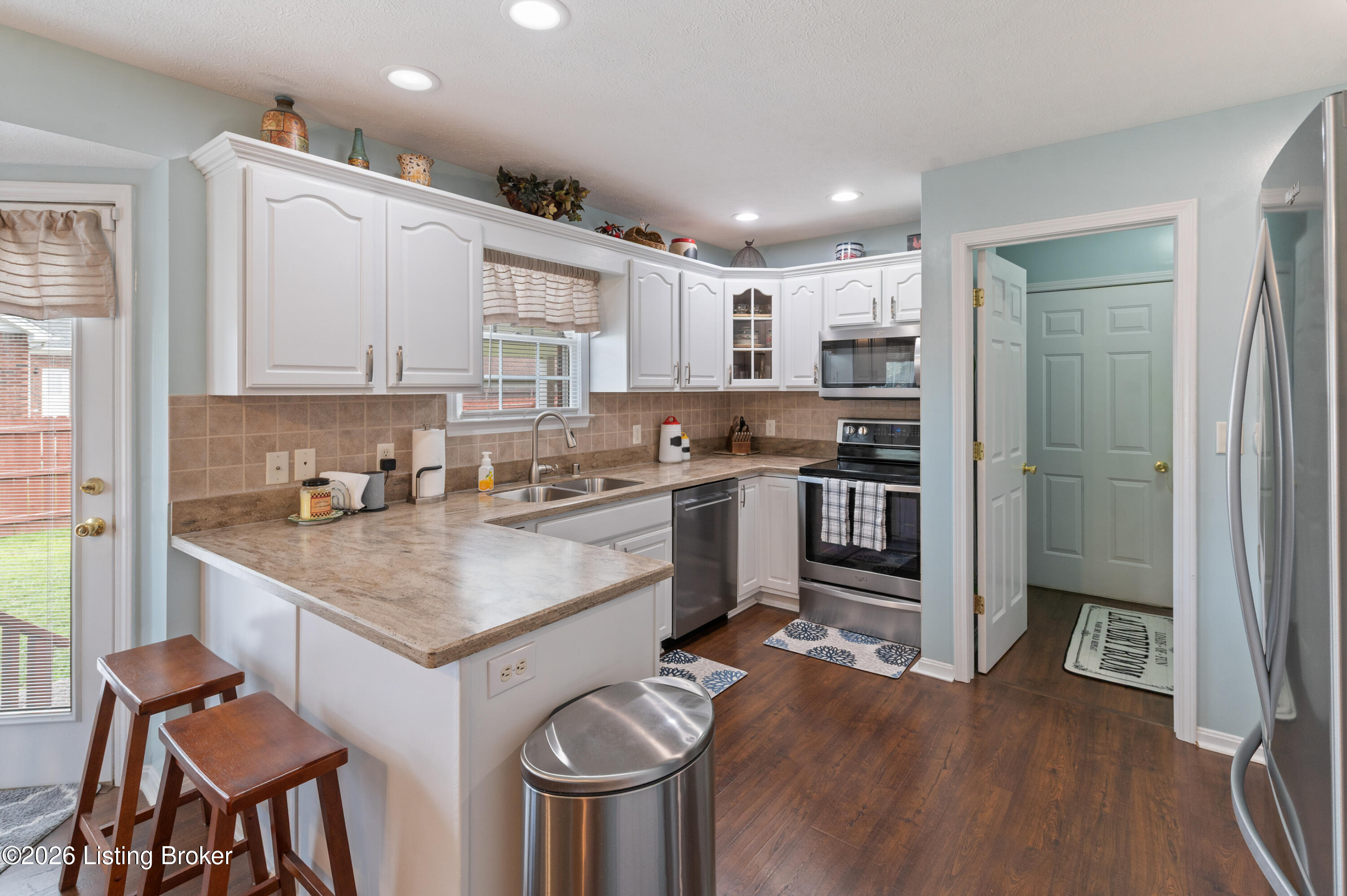 6403 Autumn Oak Way Property Photo 16