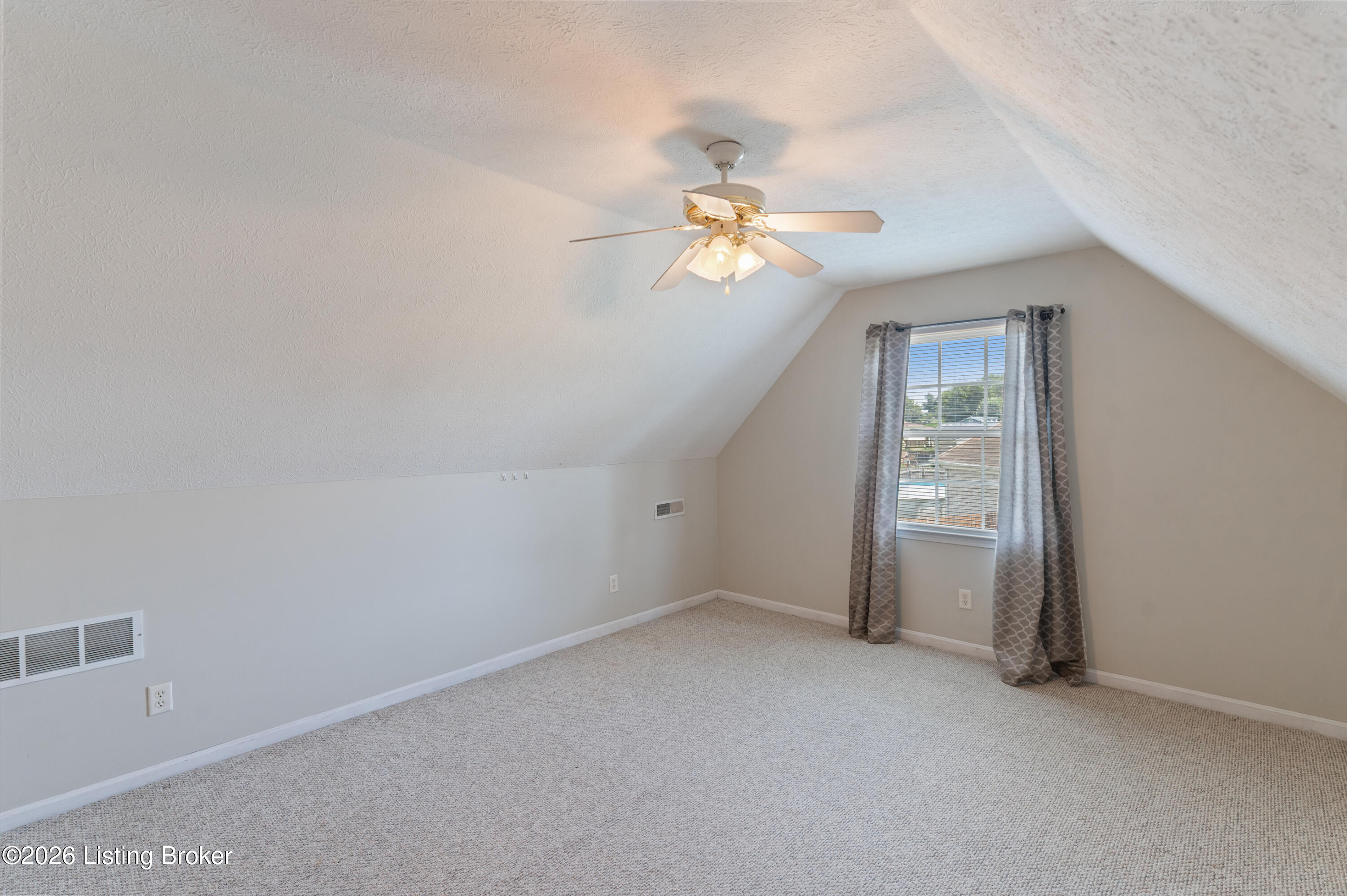 6403 Autumn Oak Way Property Photo 39
