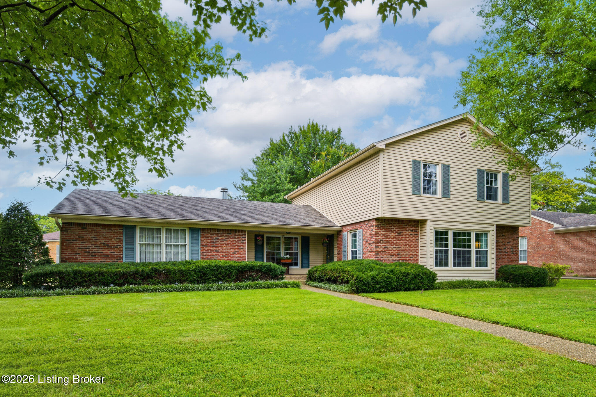 1204 Carlimar Ln Property Photo 1