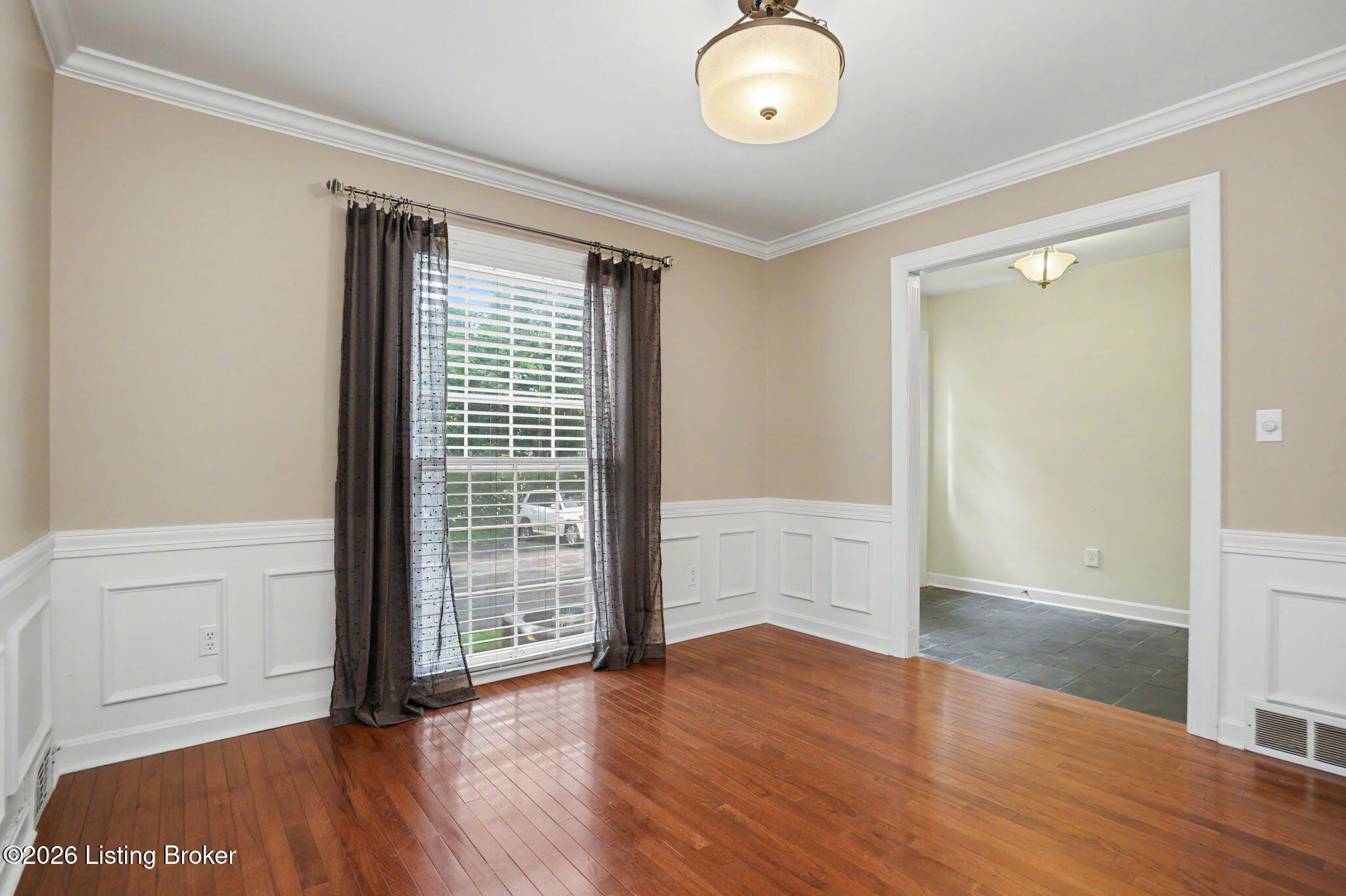 3619 Brownsboro Rd Property Photo 7