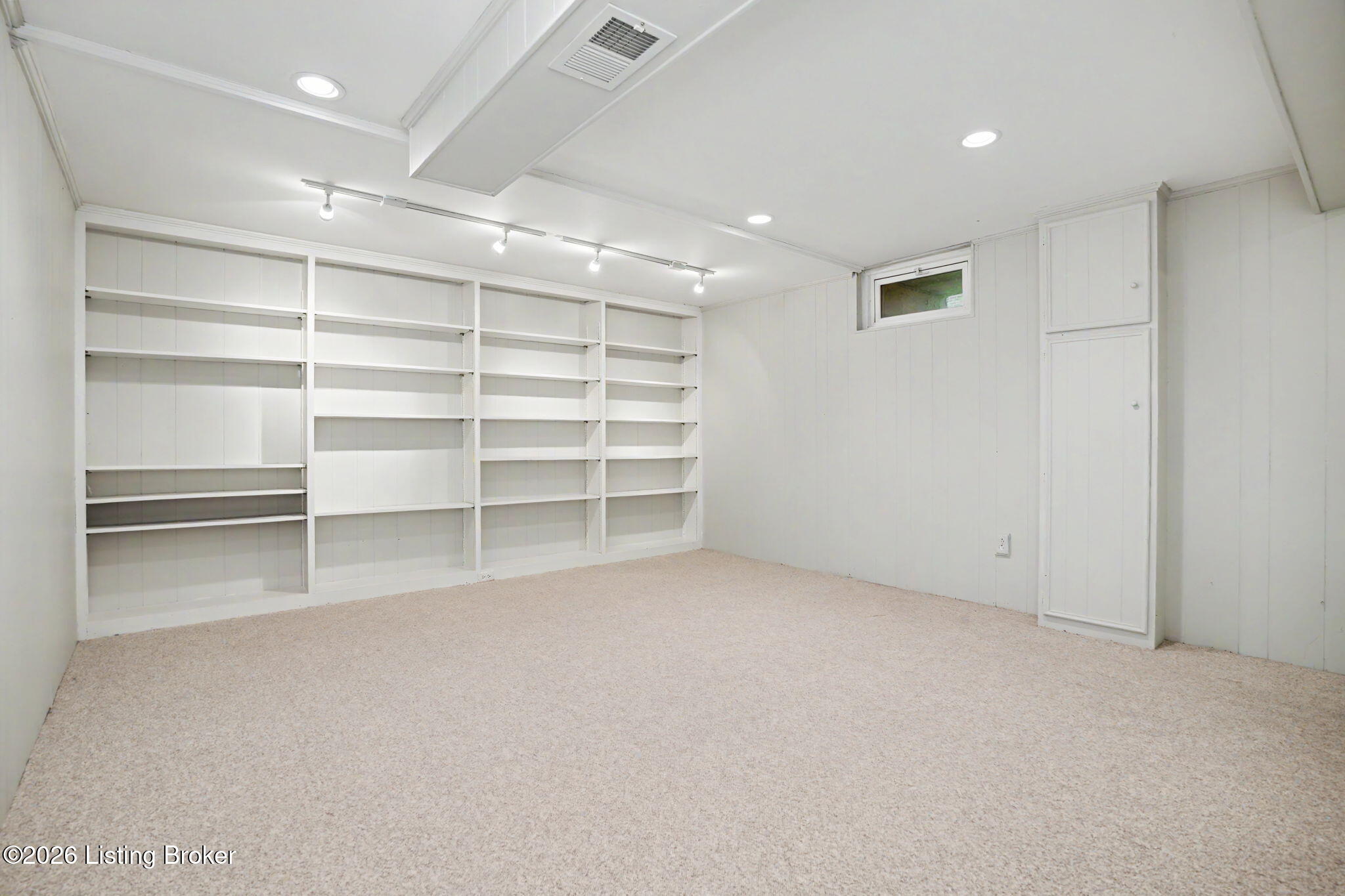 3619 Brownsboro Rd Property Photo 41