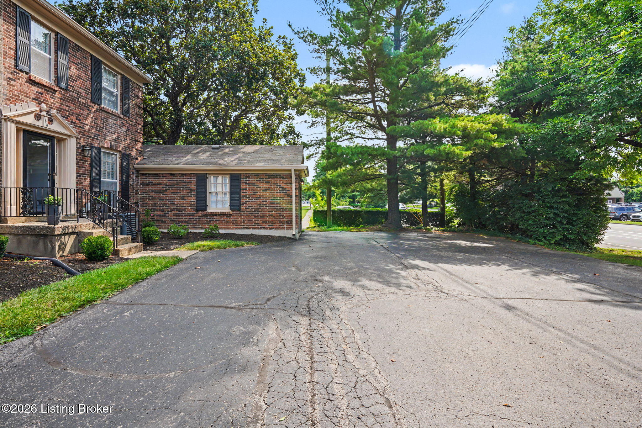 3619 Brownsboro Rd Property Photo 47