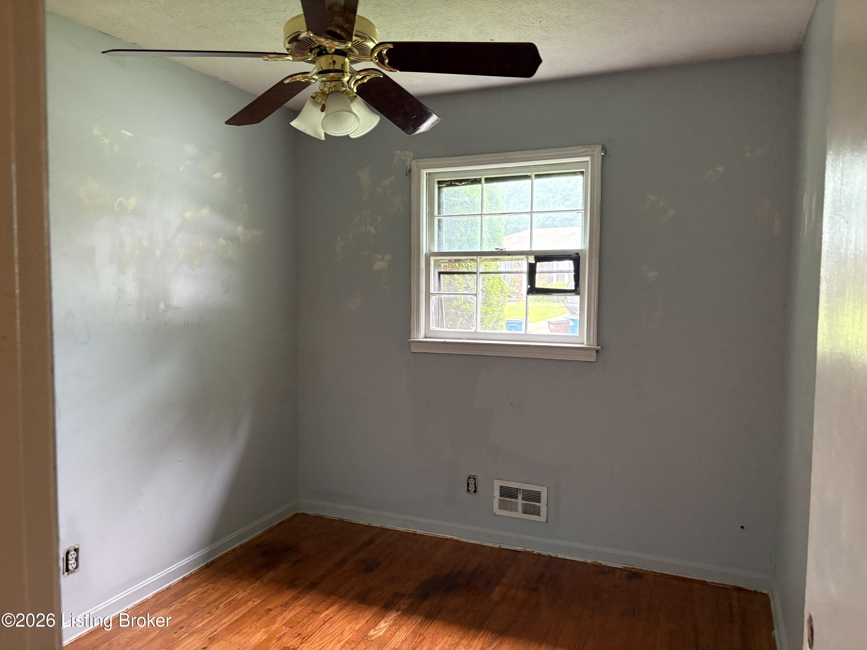 5616 Windy Willow Dr Property Photo 12