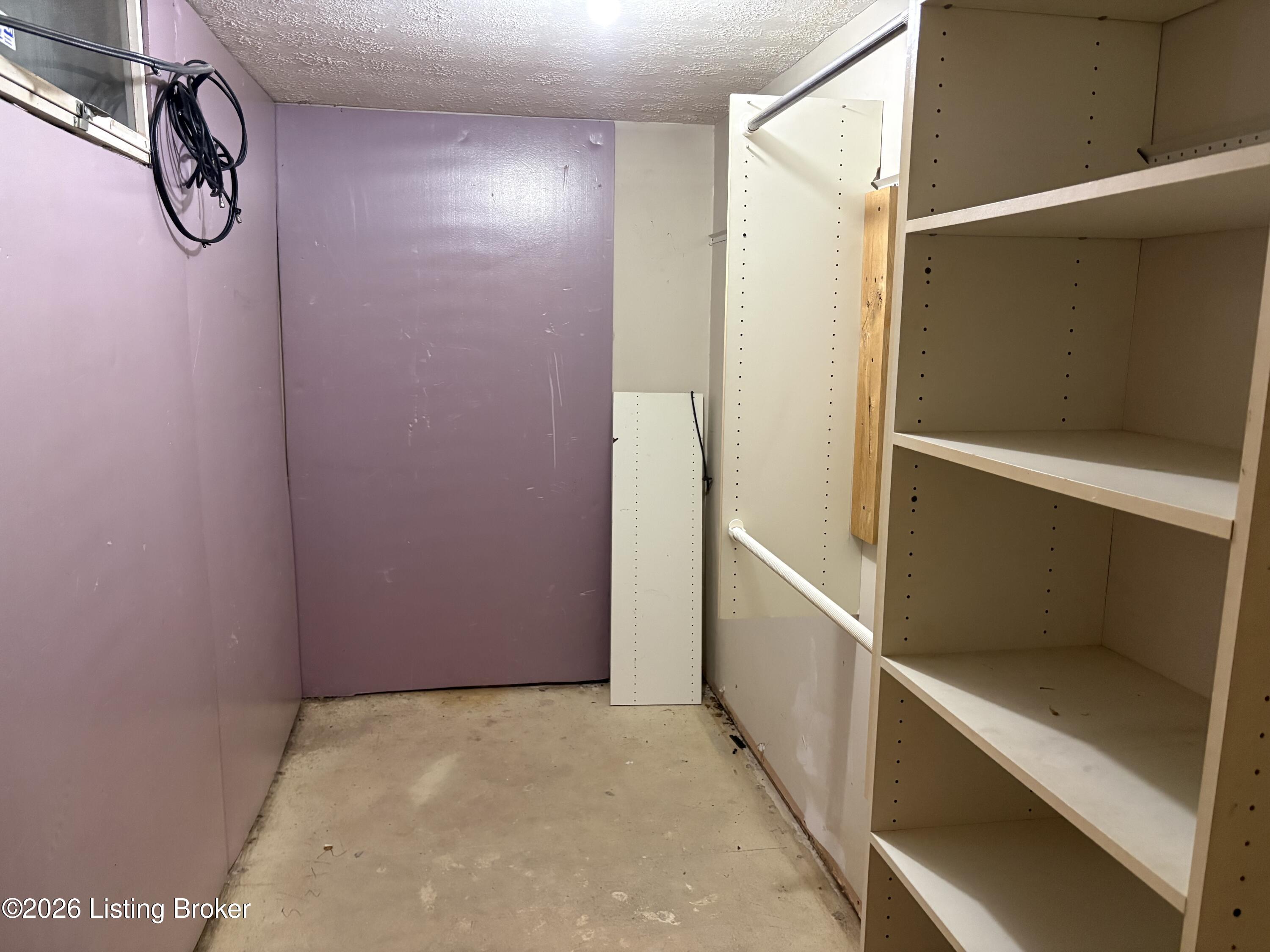 5616 Windy Willow Dr Property Photo 18