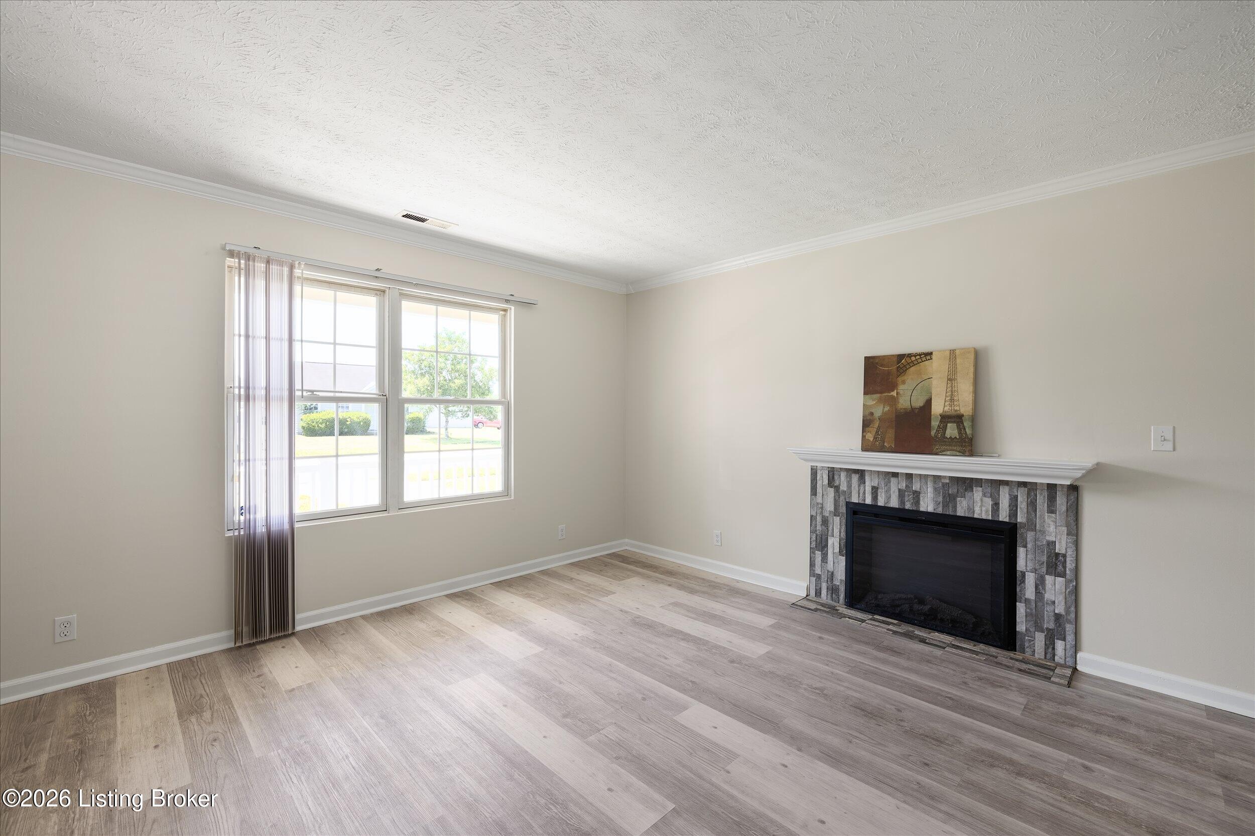 6519 Hunters Creek Blvd Property Photo 5