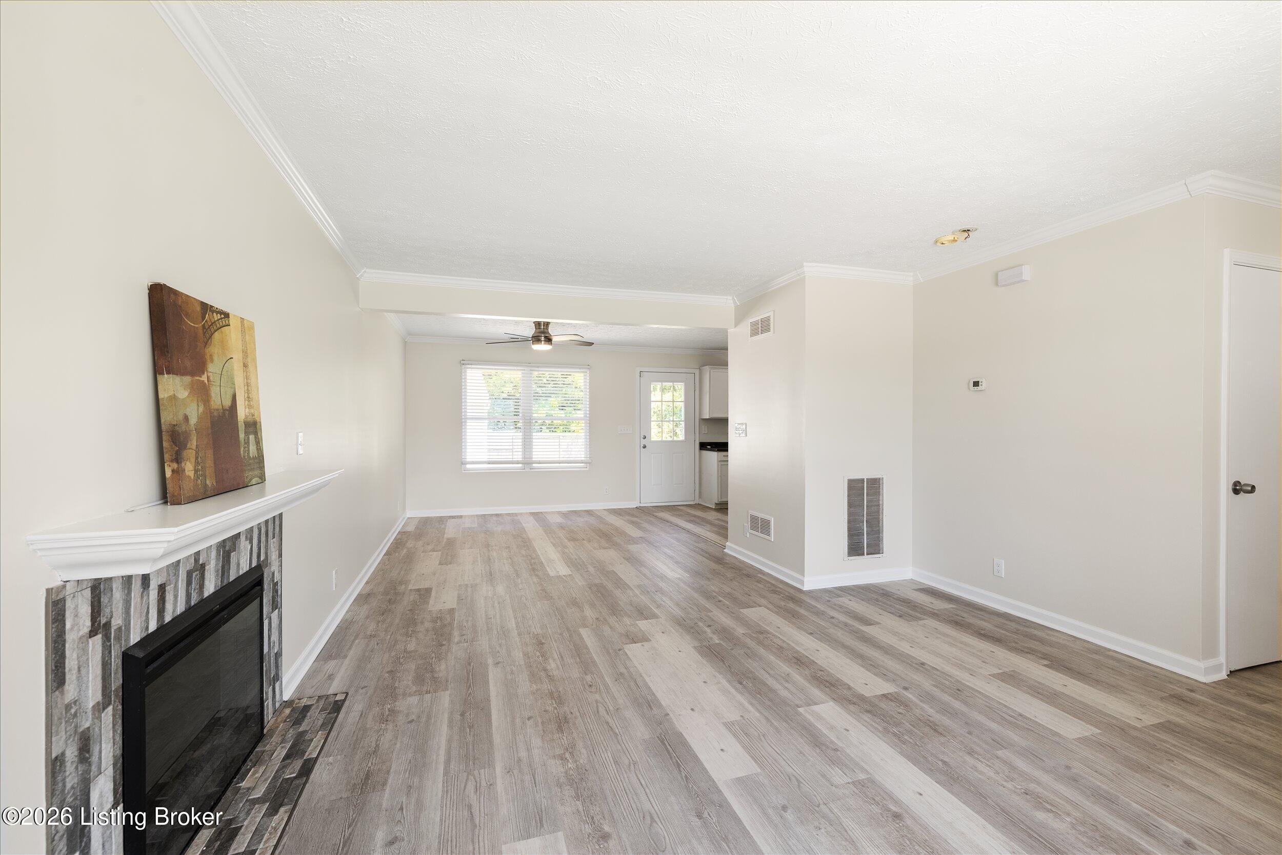 6519 Hunters Creek Blvd Property Photo 7
