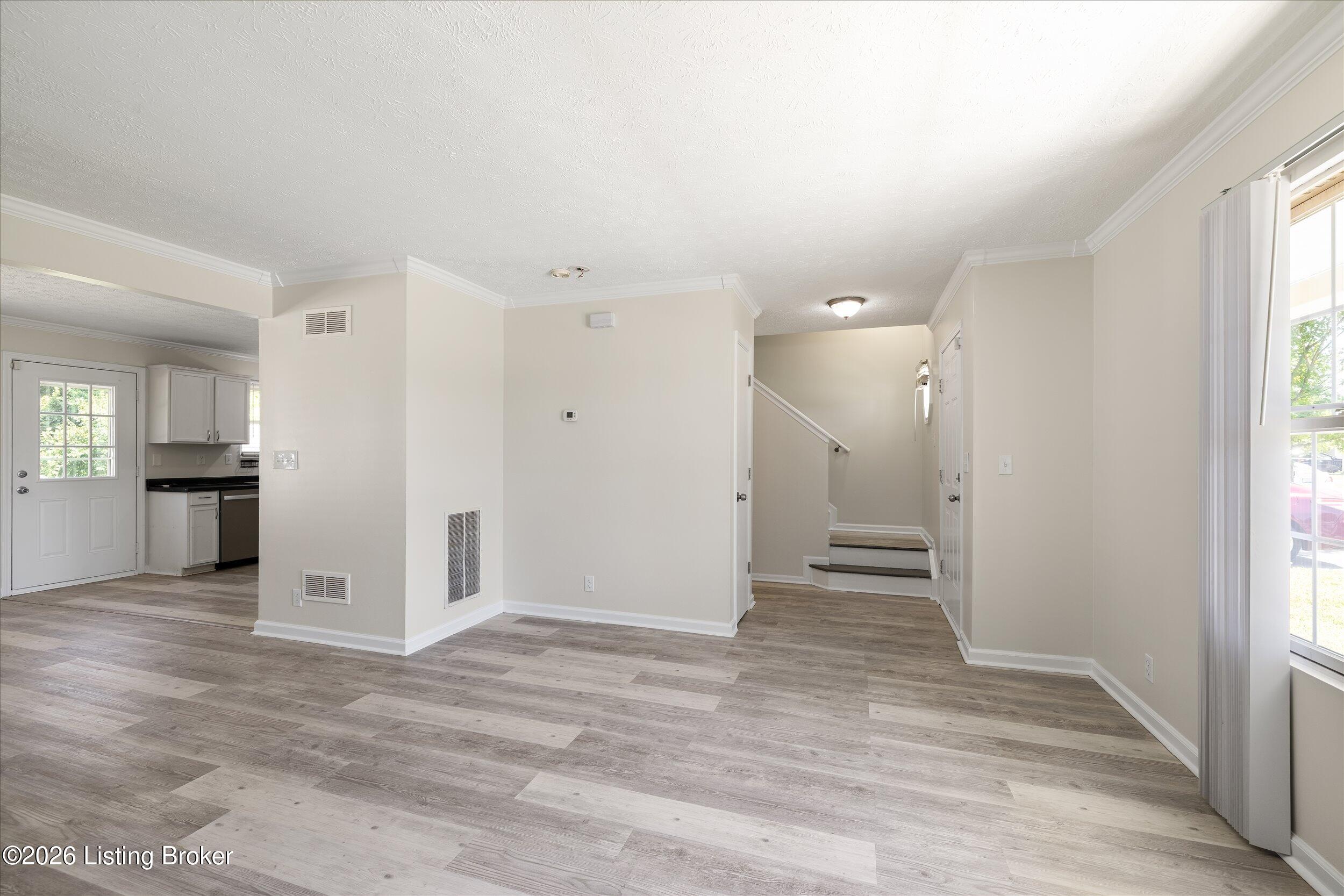 6519 Hunters Creek Blvd Property Photo 15