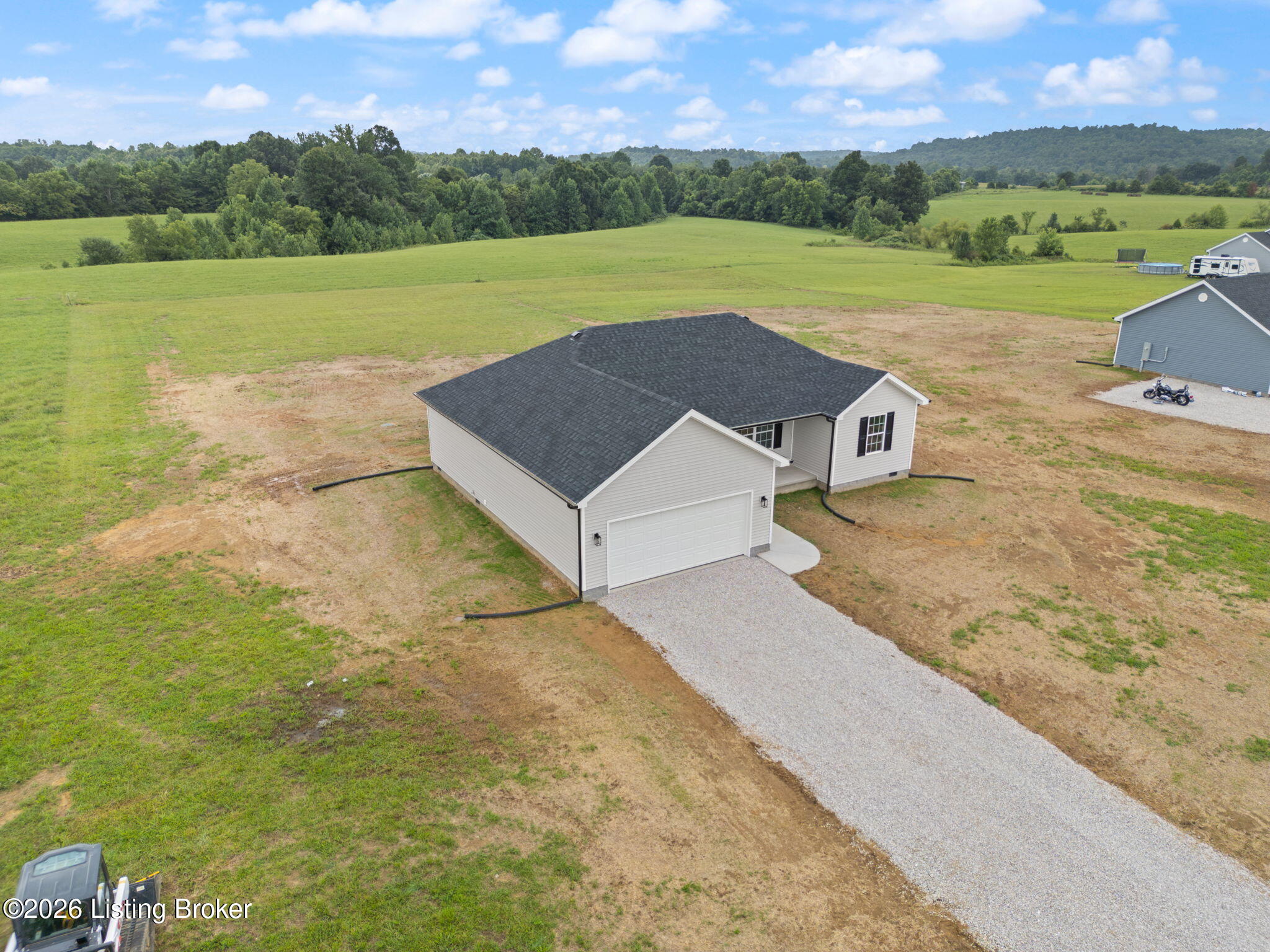 8985 Millerstown Rd Property Photo 2