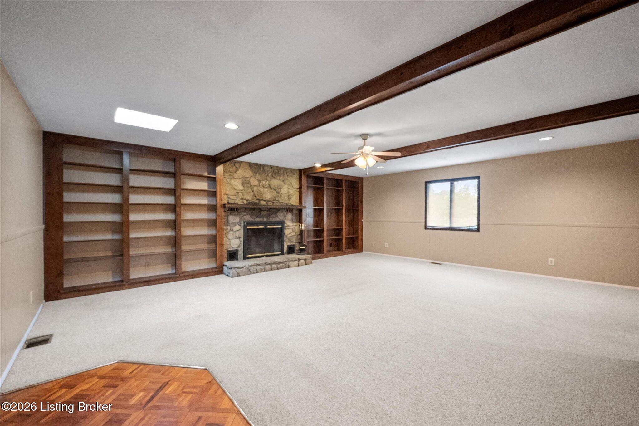 3231 Cawein Way Property Photo 10