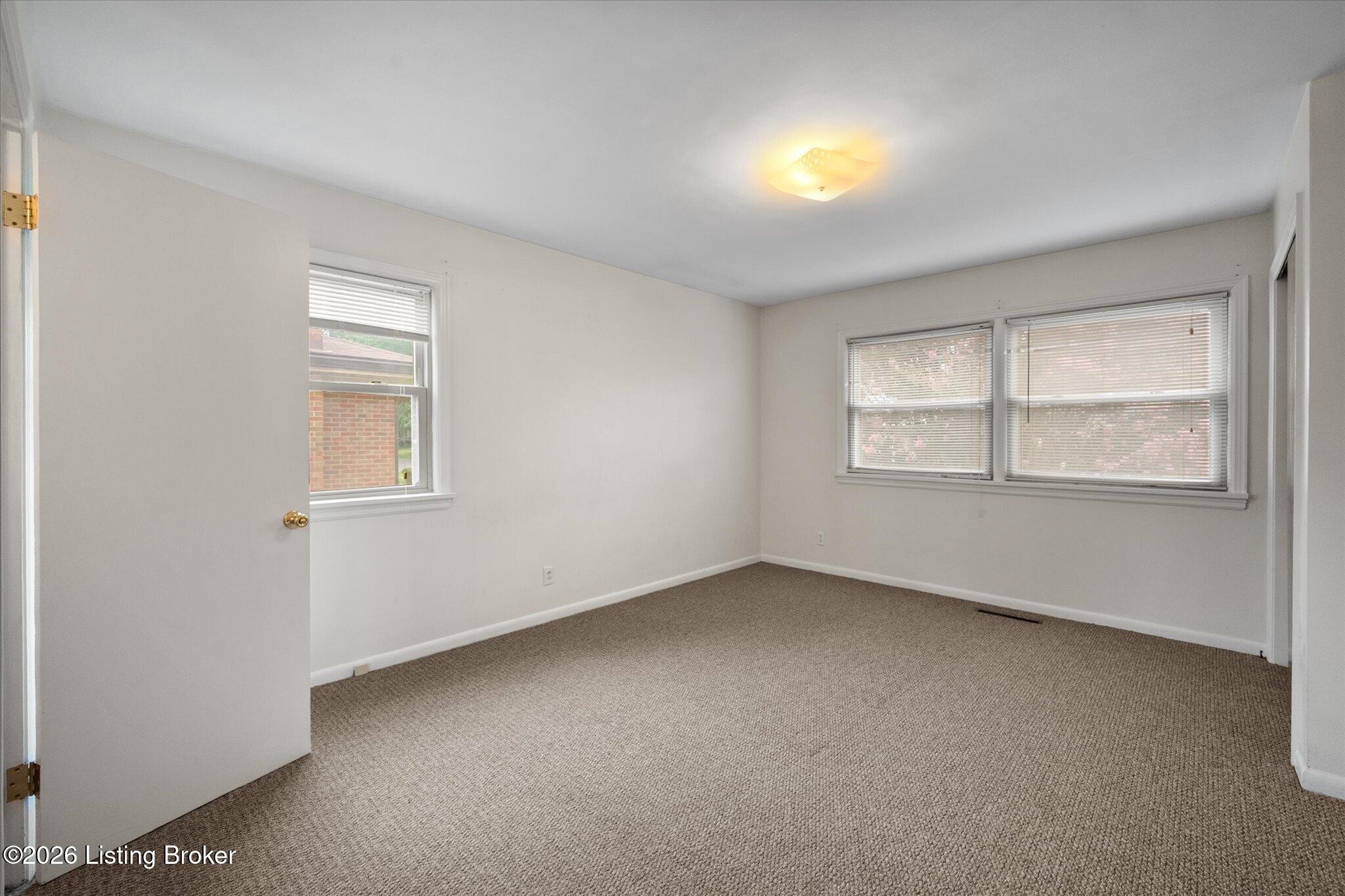3231 Cawein Way Property Photo 12