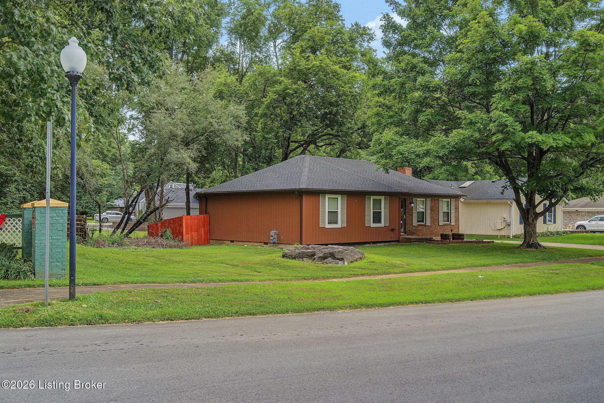 7010 Bartlett Rd Property Photo 1