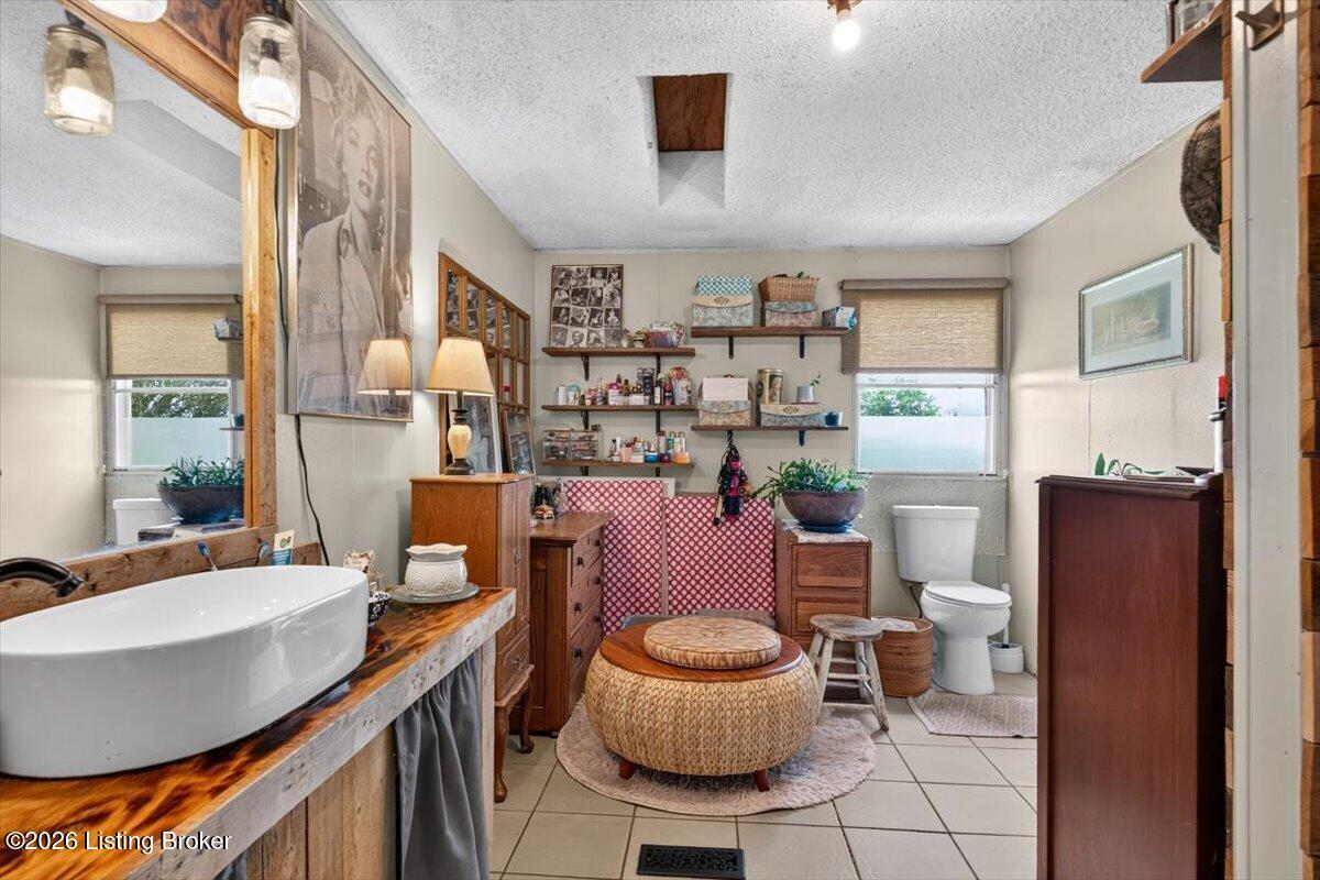 2581 Lake Jericho Rd Property Photo 30
