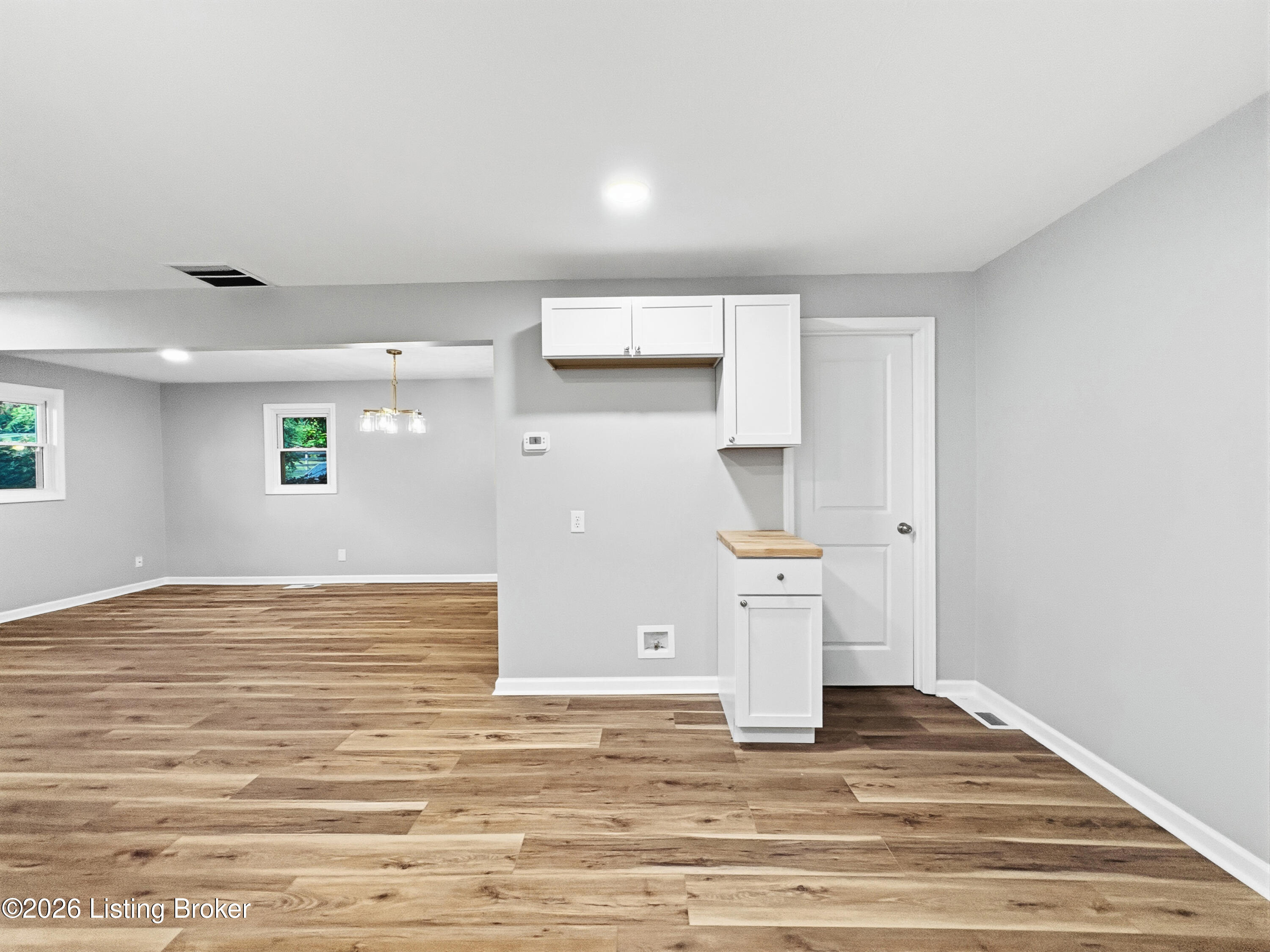 56 Old Tunnell Mill Rd Property Photo 11