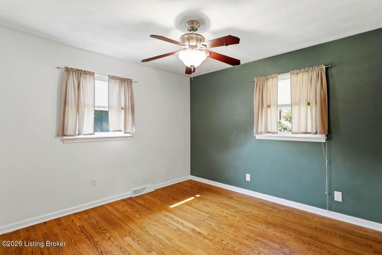 634 Pennsylvania Ave Property Photo 14