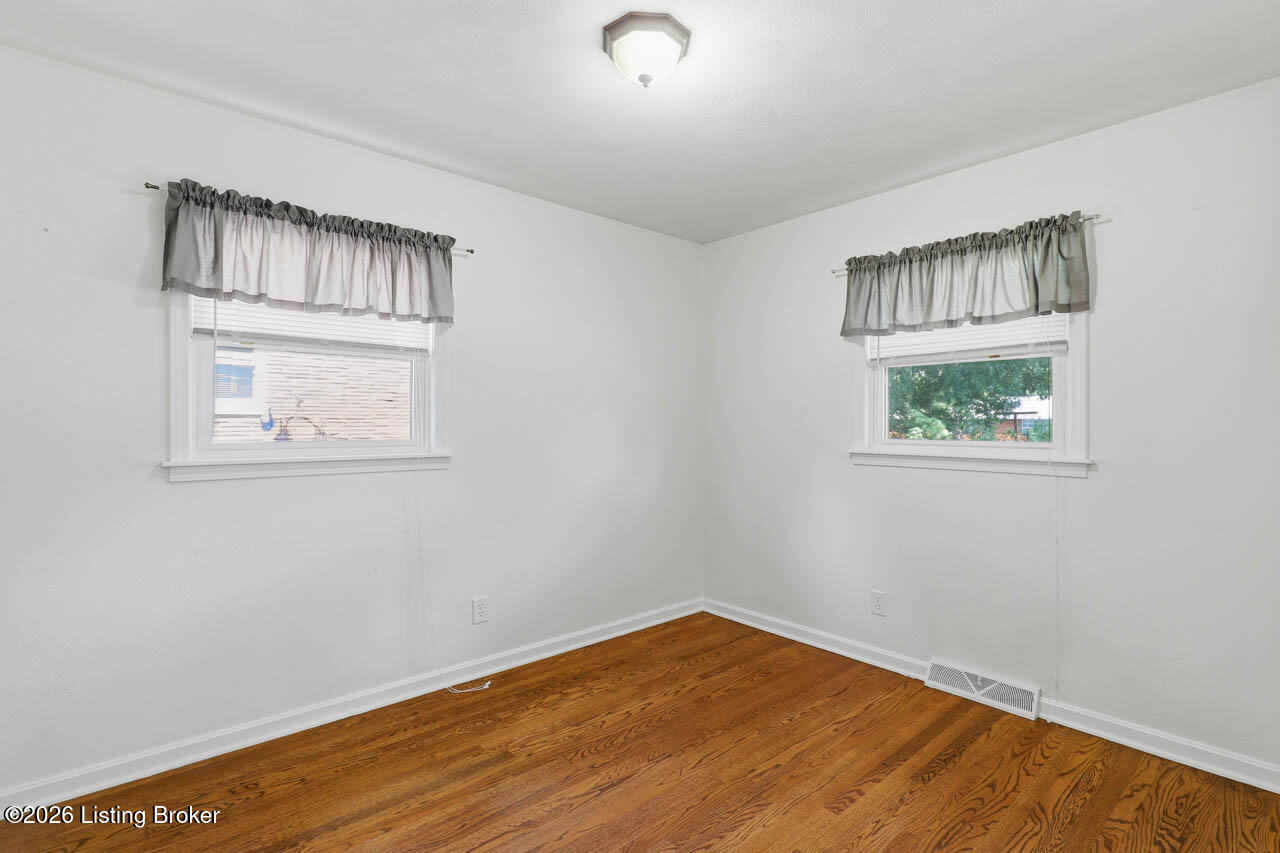 634 Pennsylvania Ave Property Photo 16