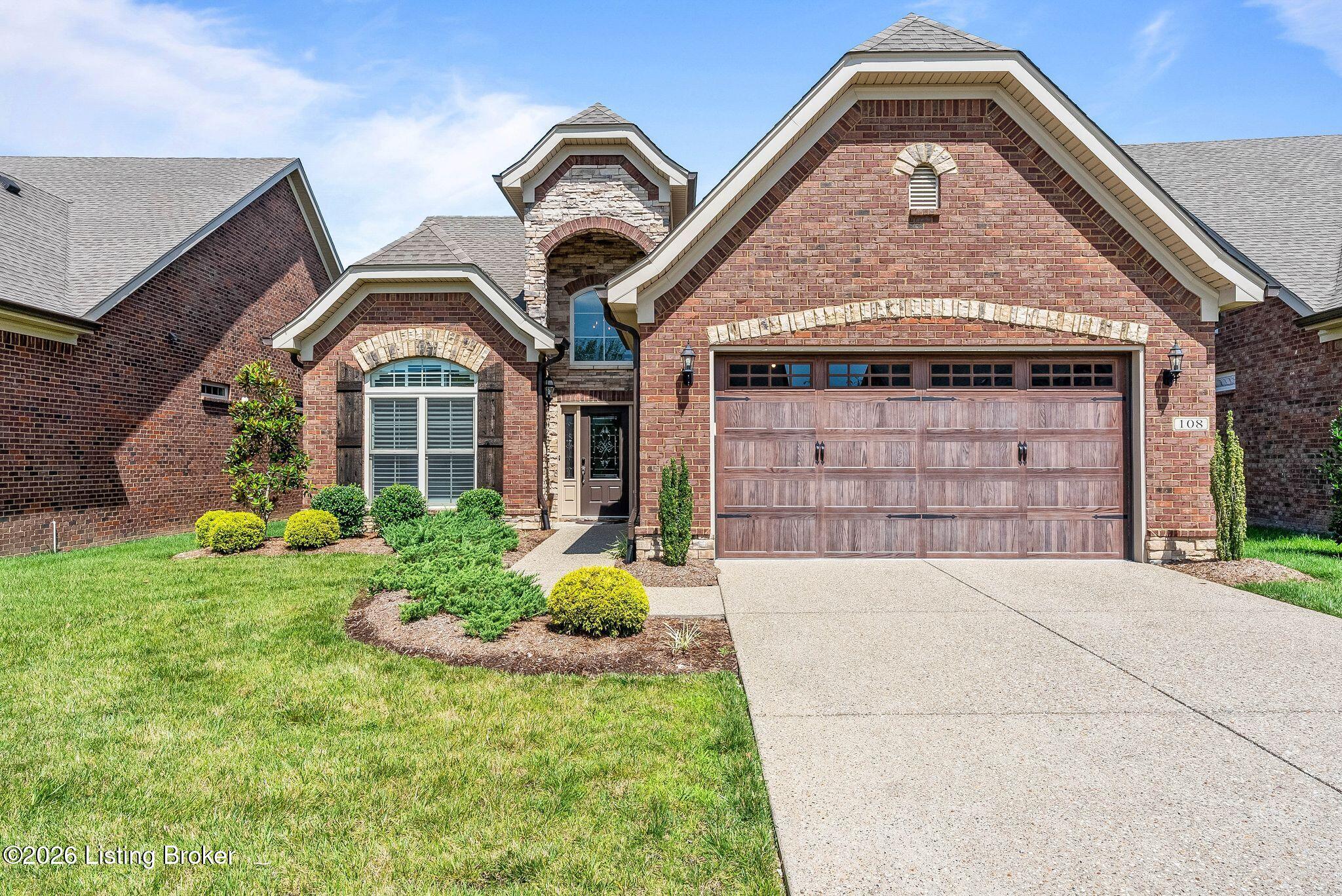 108 Pembridge Ct Property Photo 1