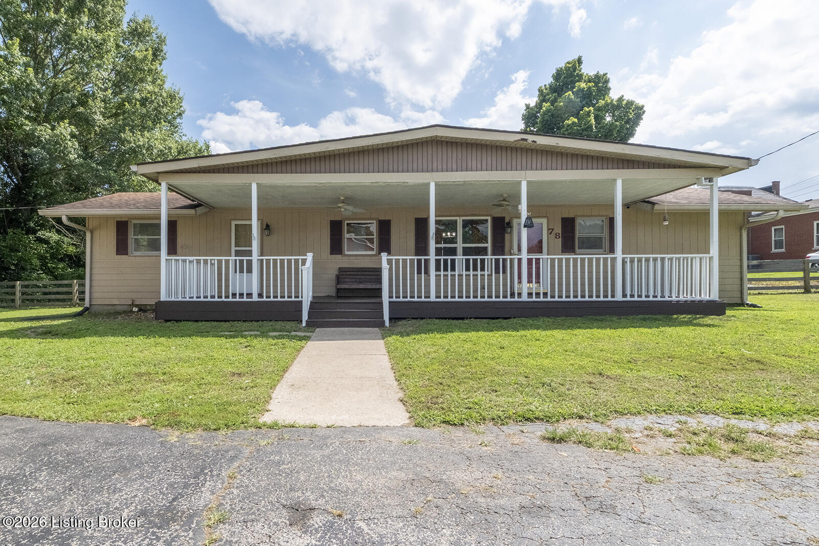 78 Thorne Heights Property Photo 1