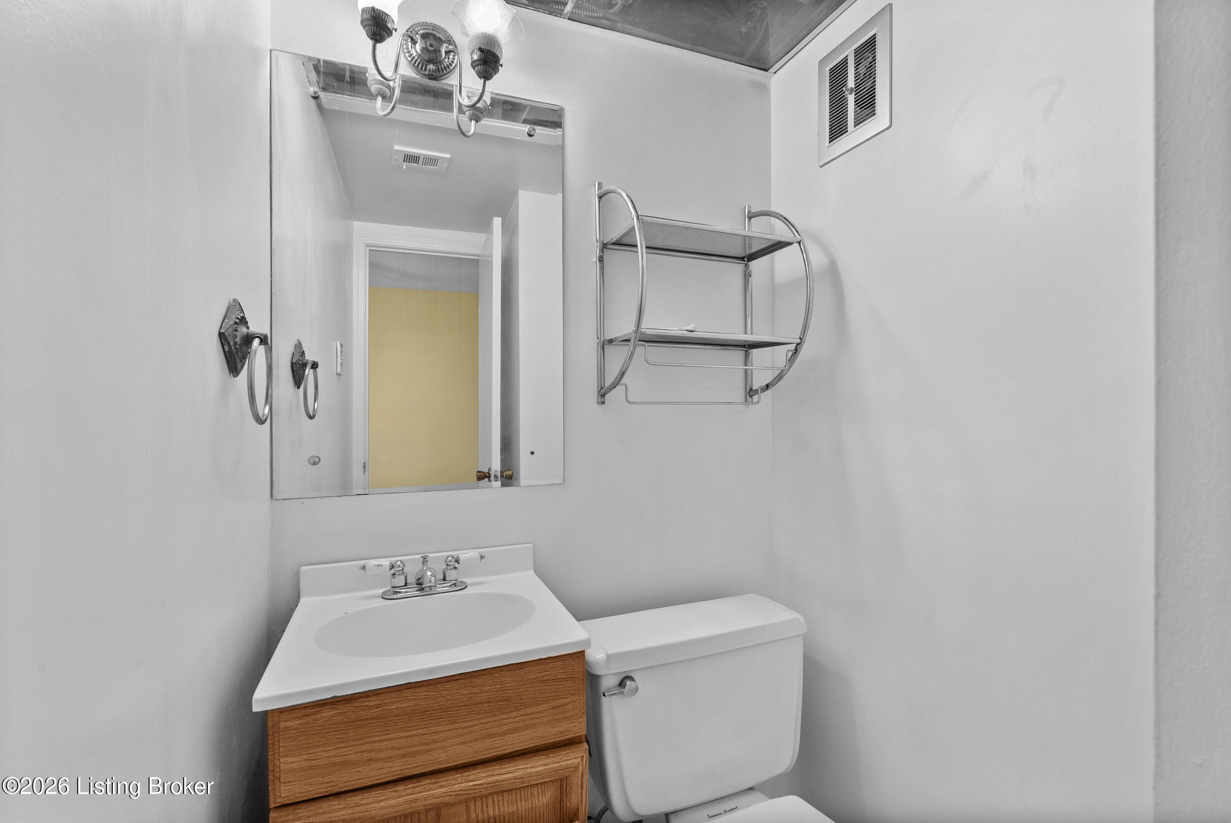1926 Goldsmith Ln Unit 85 Property Photo 9