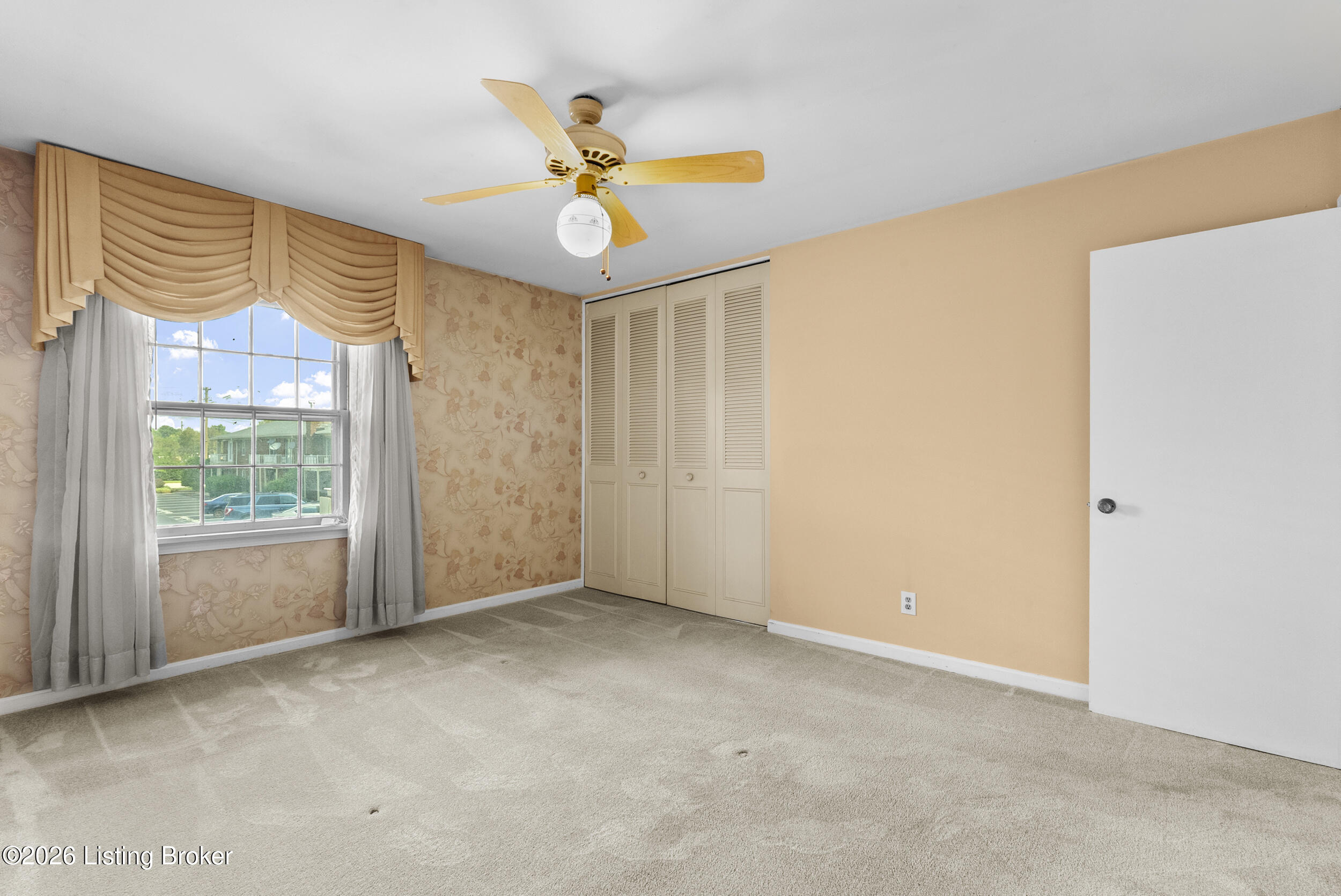 1926 Goldsmith Ln Unit 85 Property Photo 12