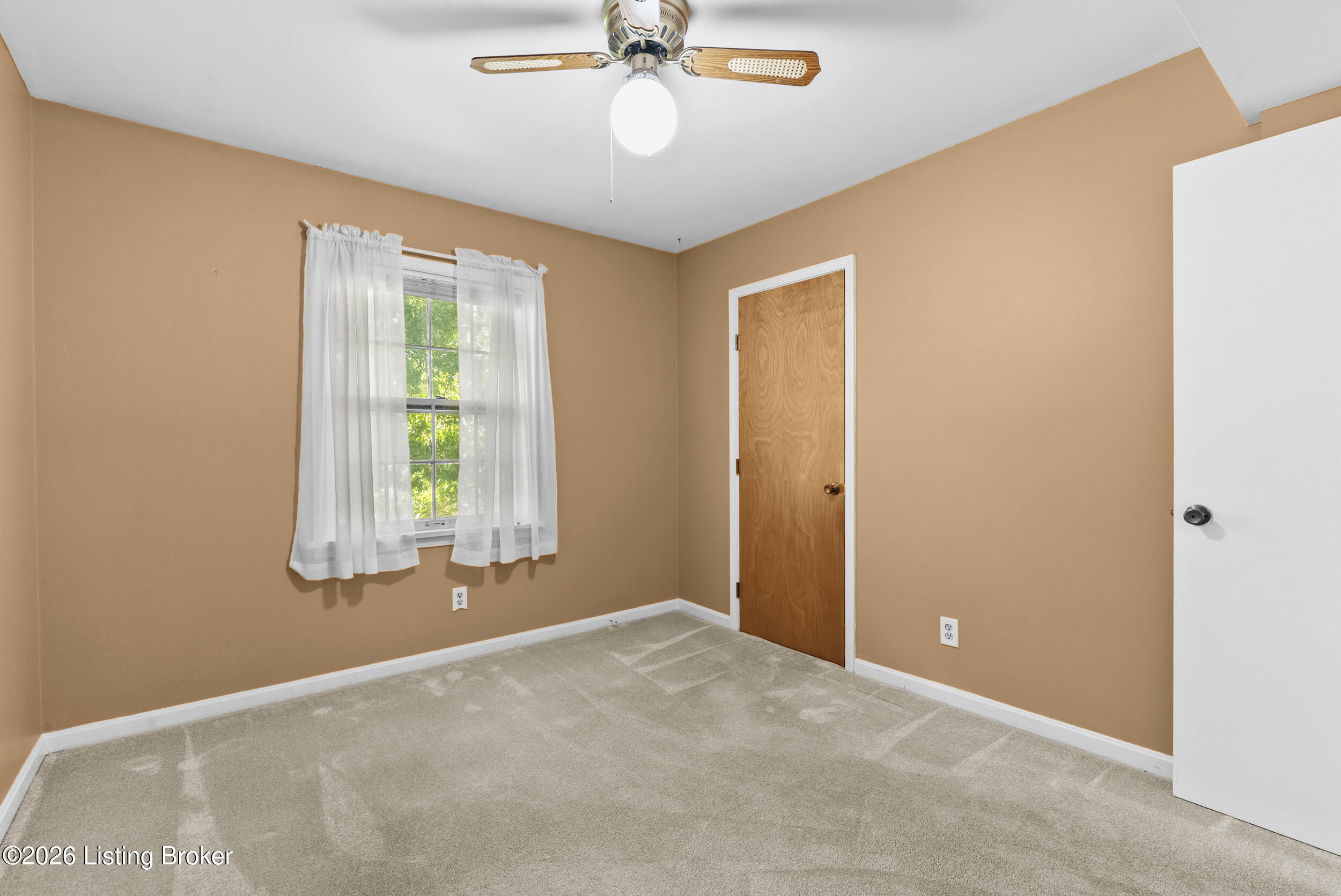 1926 Goldsmith Ln Unit 85 Property Photo 16
