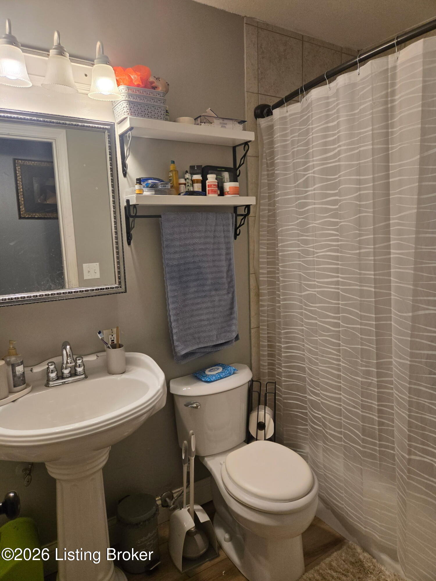 679 Cherrywood Dr Property Photo 9
