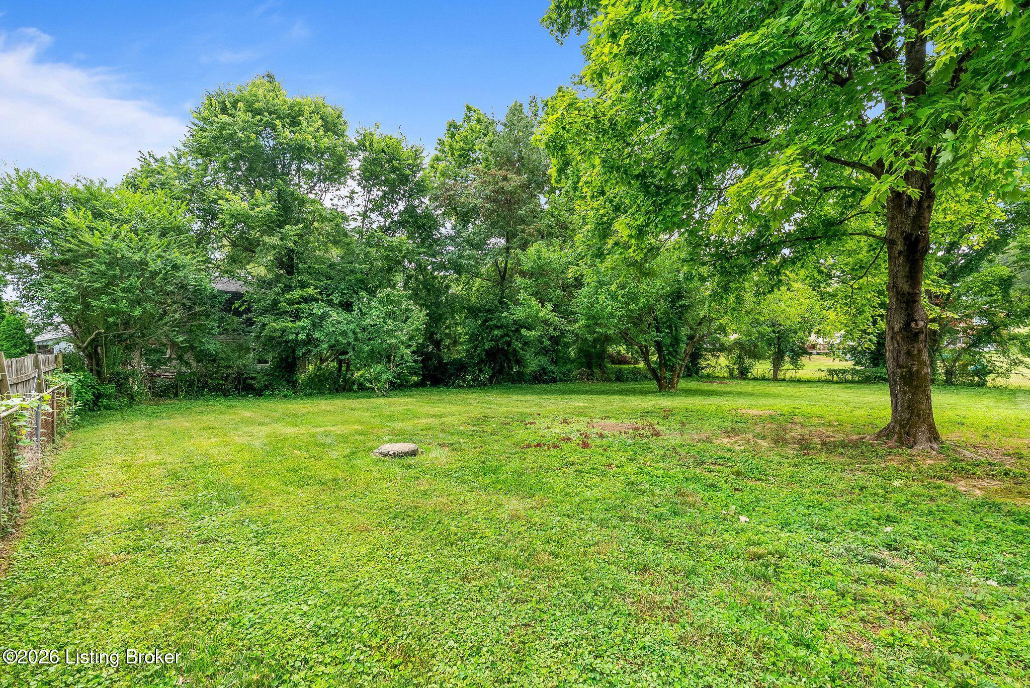 5308 Lee Ave Property Photo 3