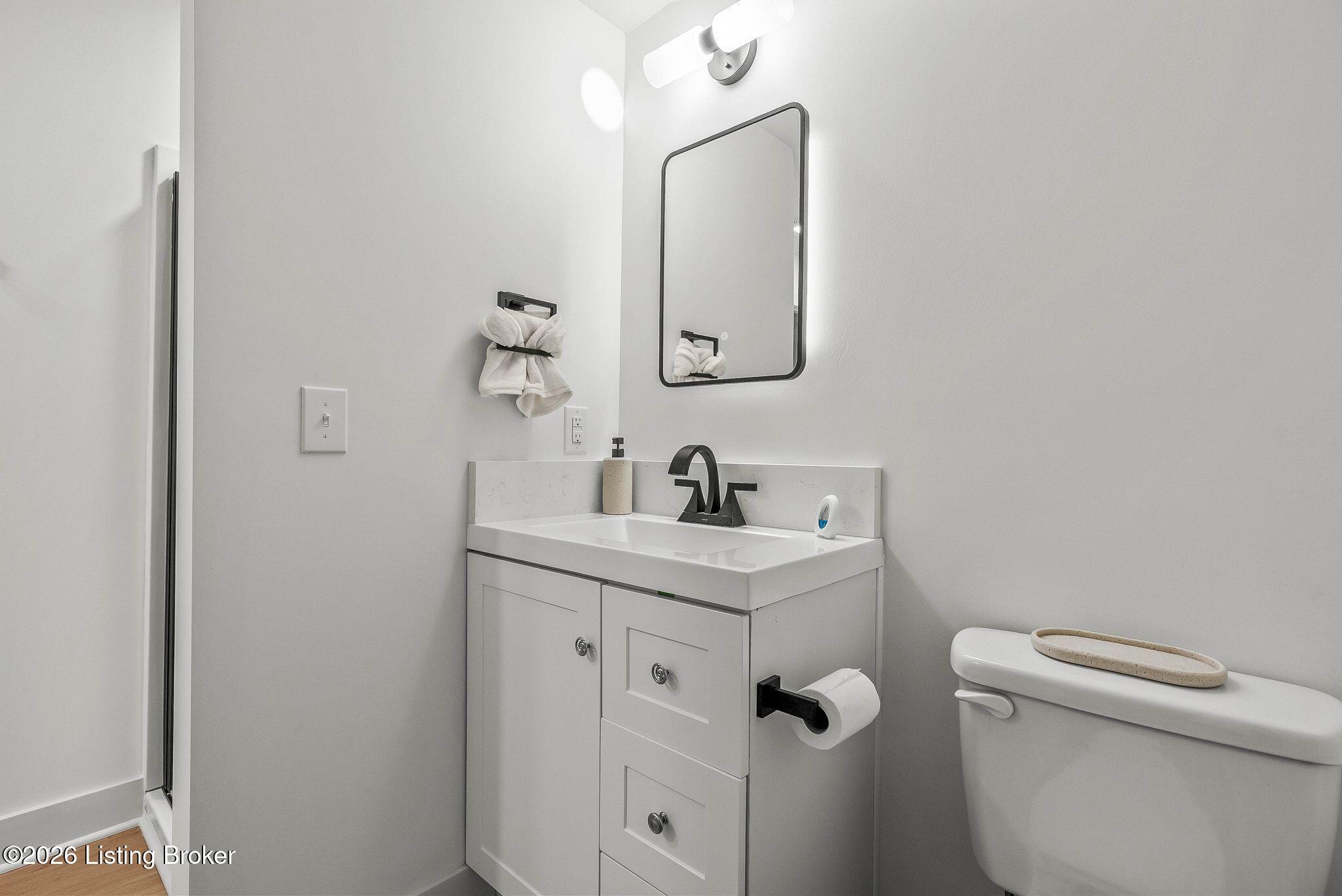 5308 Lee Ave Property Photo 26
