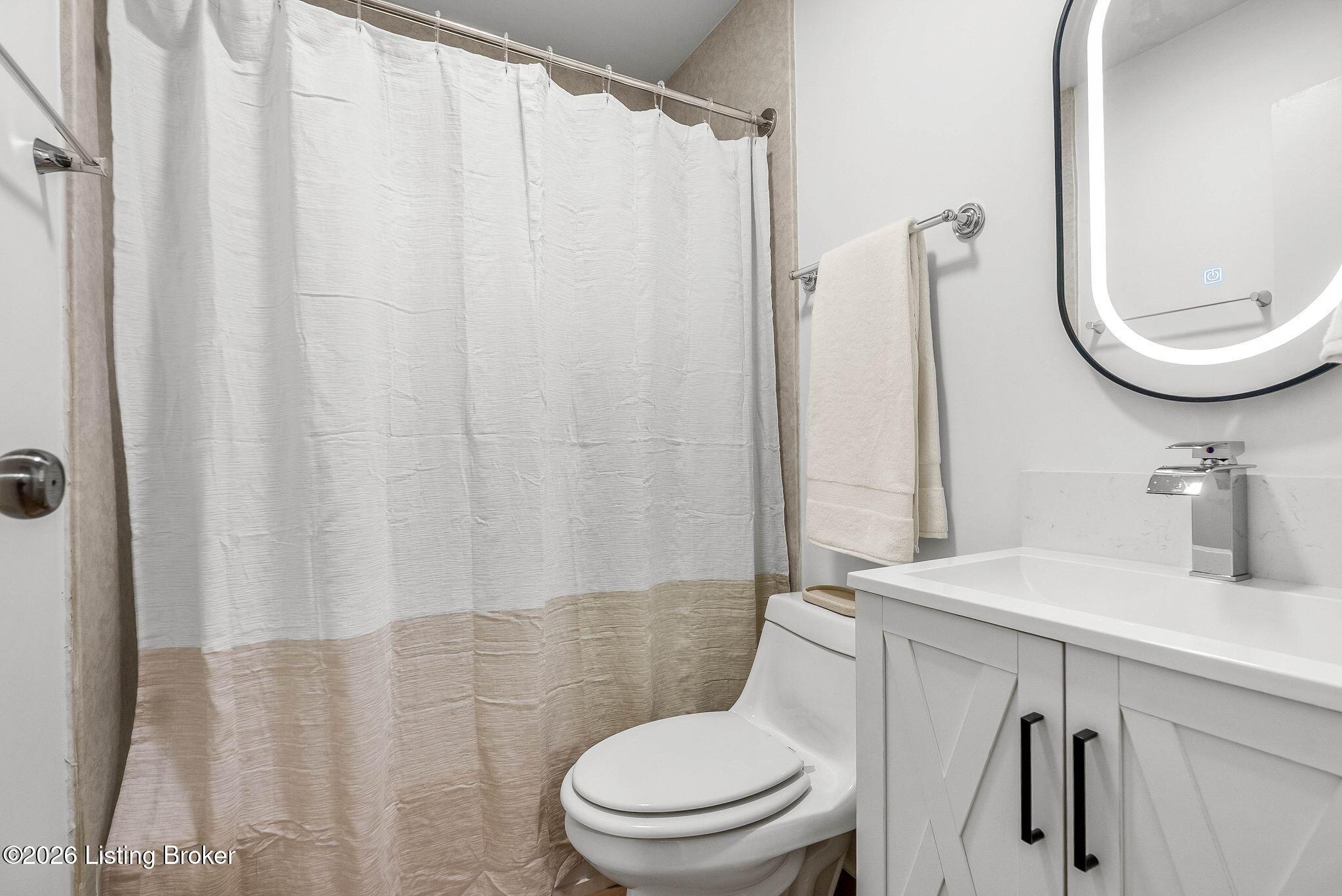 5308 Lee Ave Property Photo 32