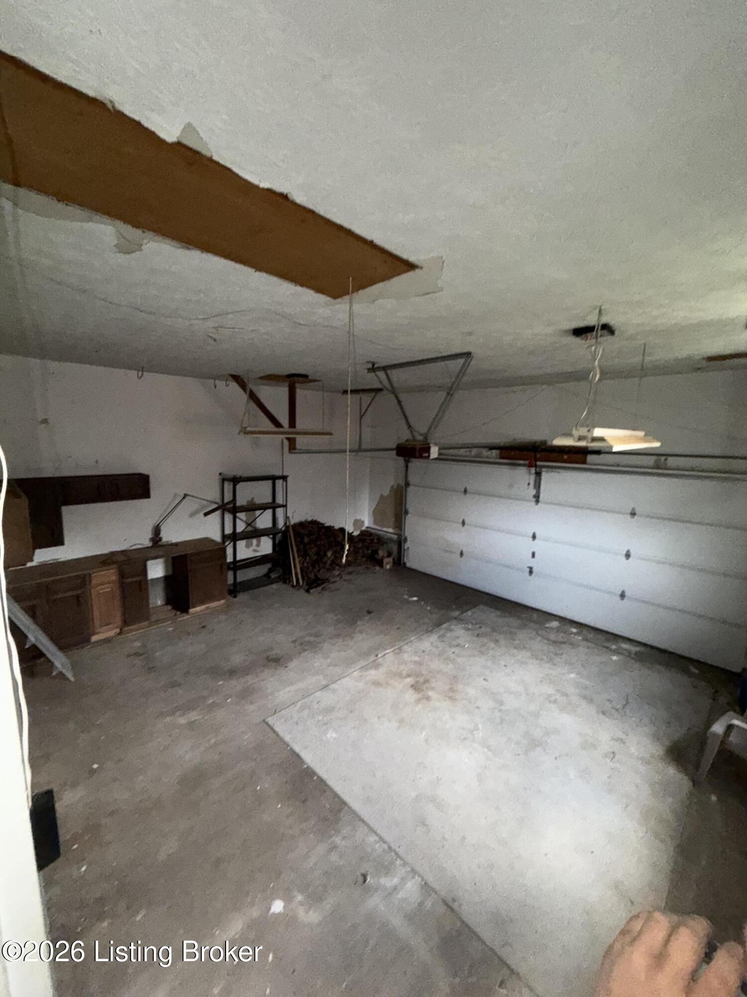 65 S Castle Dr Property Photo 26