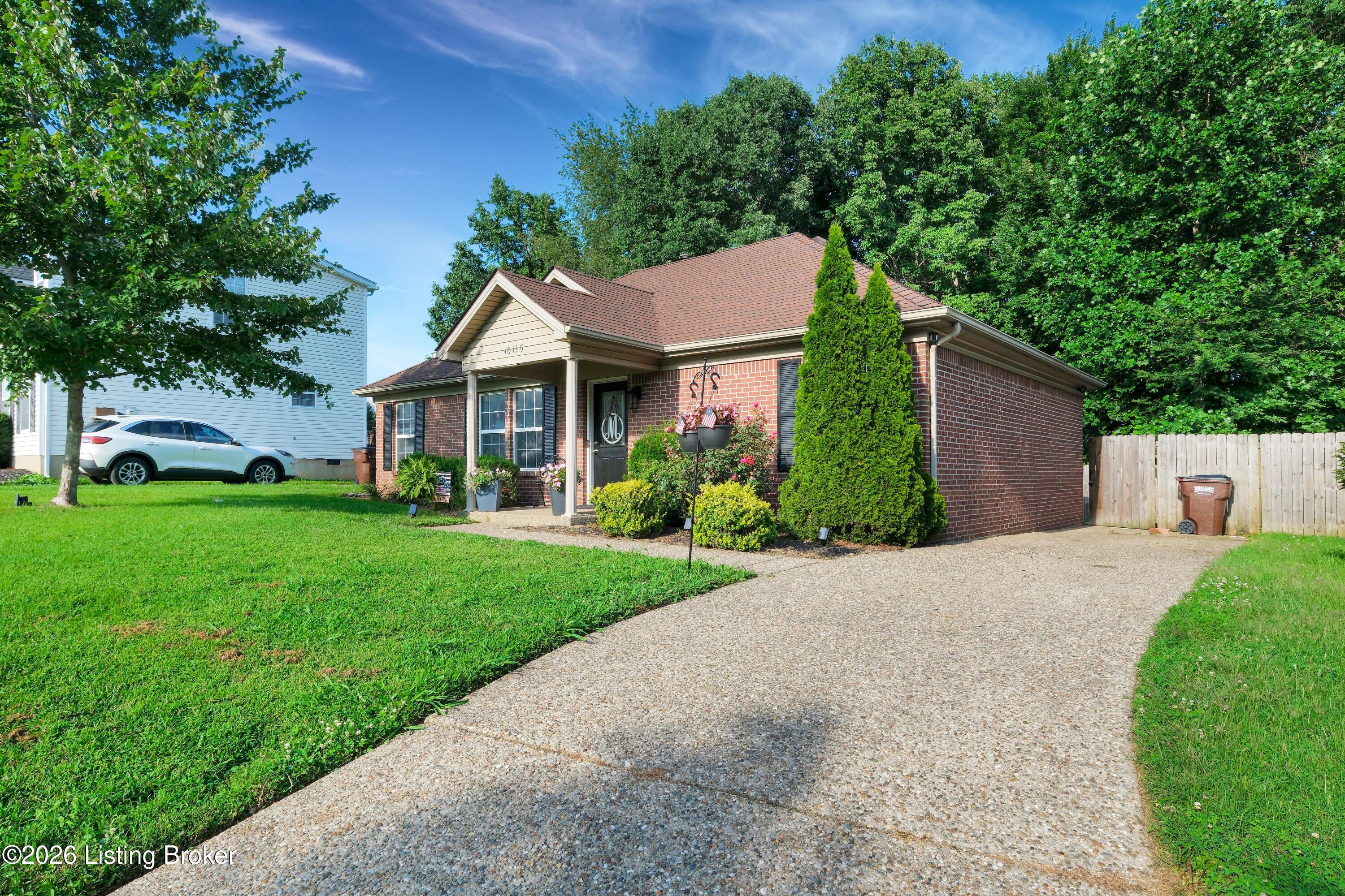 10115 Lancewood Rd Property Photo 3