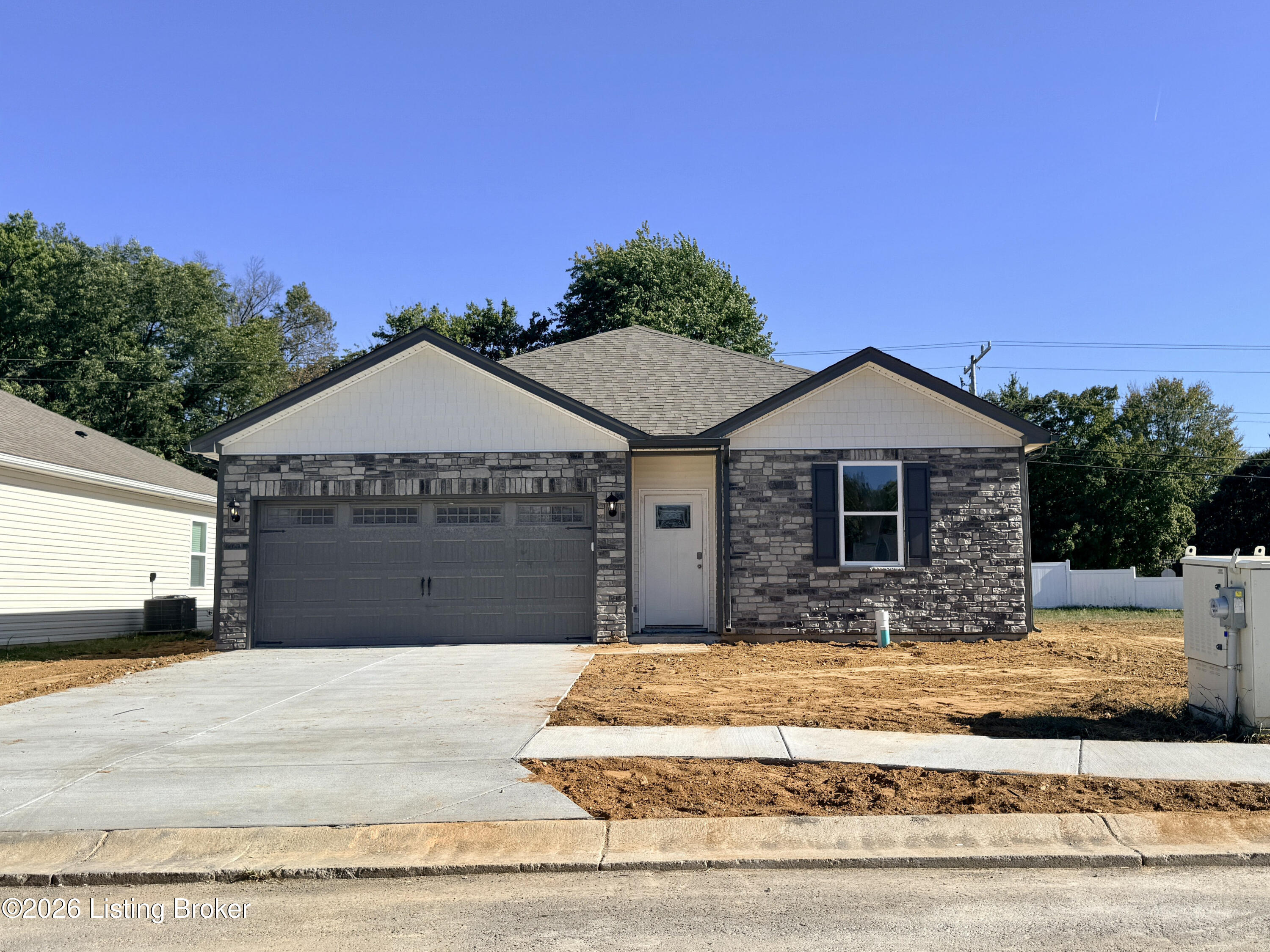 3501 Laura Dr Property Photo 1