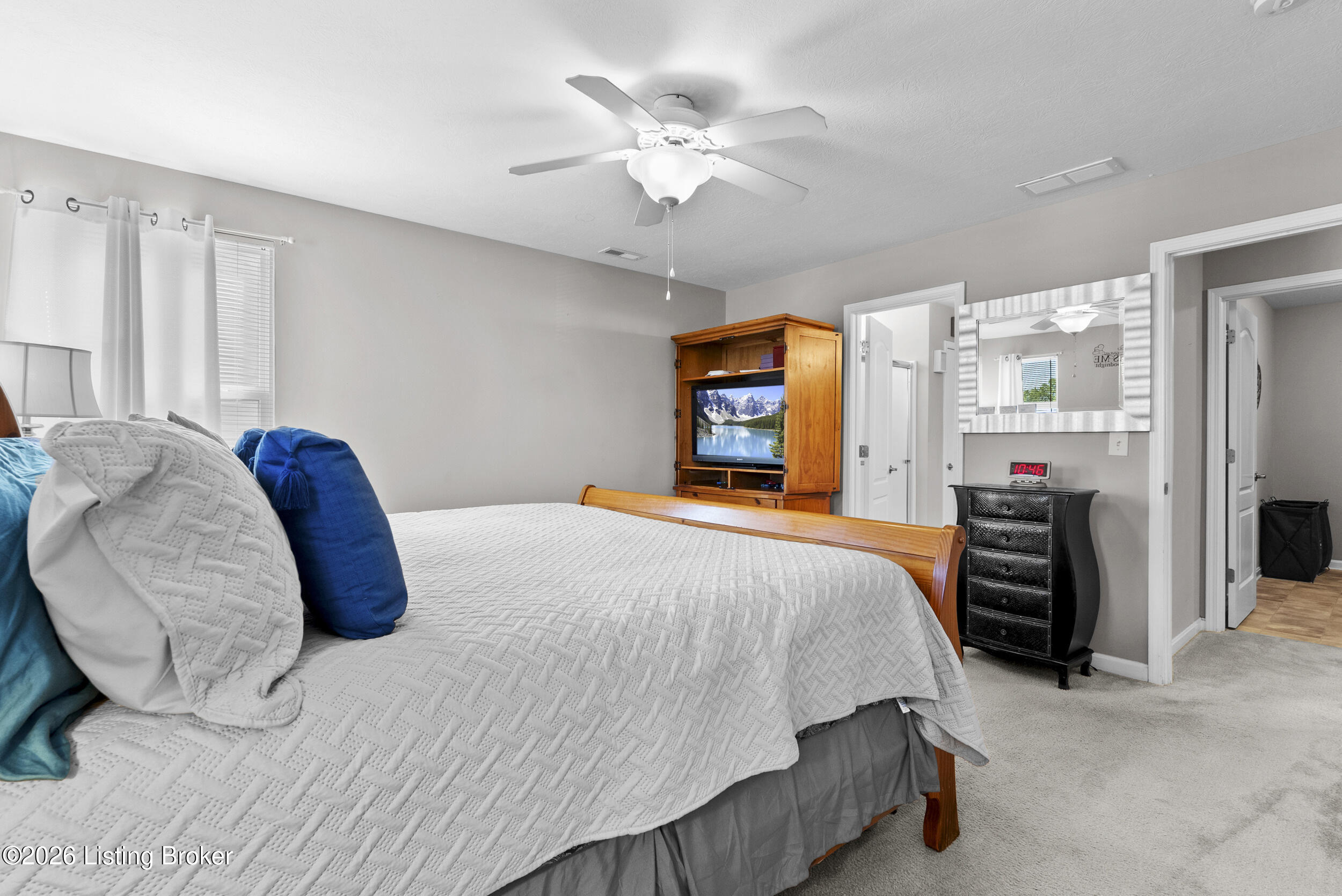 6783 Brittany Oak Dr Property Photo 36