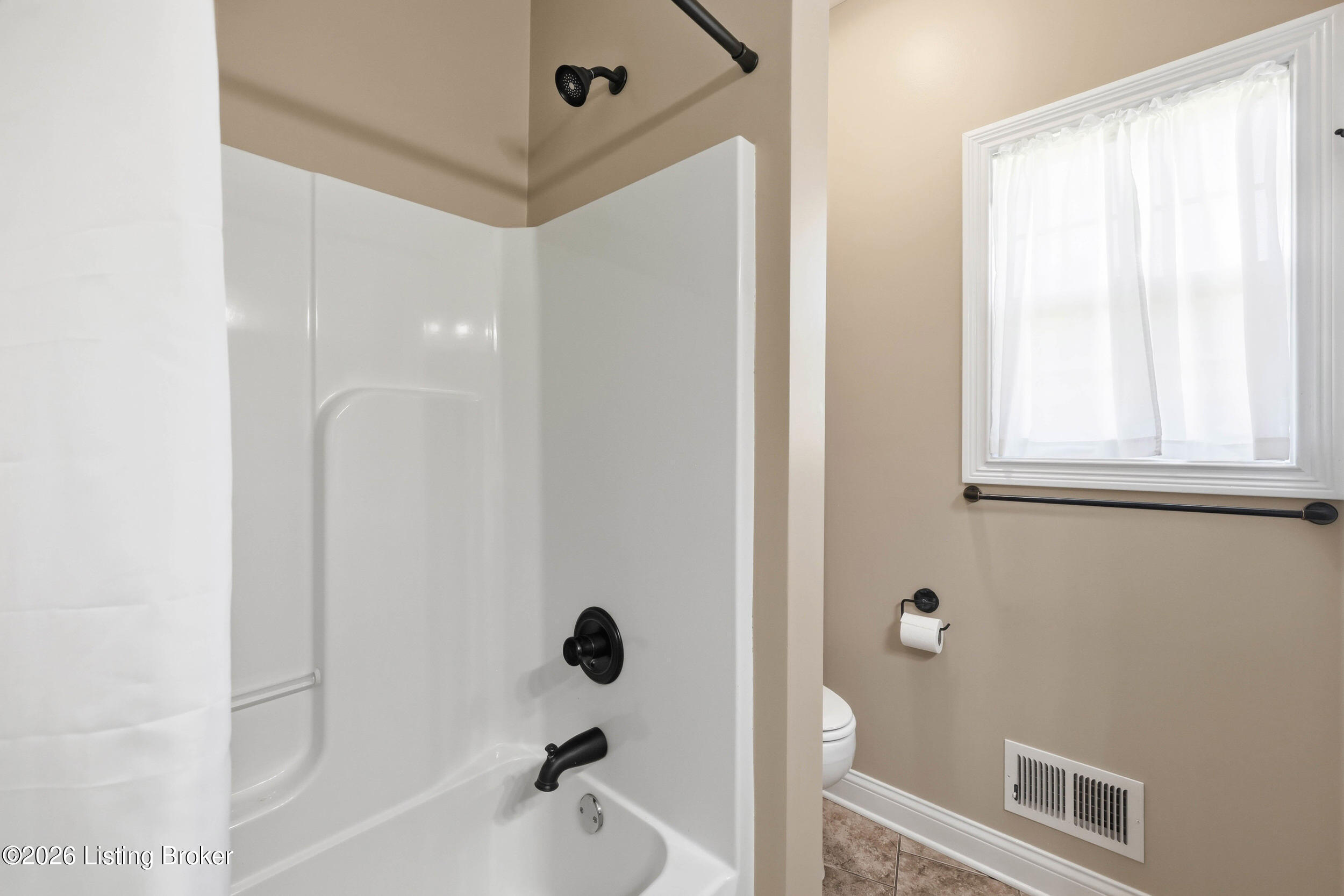 383 Woodland Pass Property Photo 45